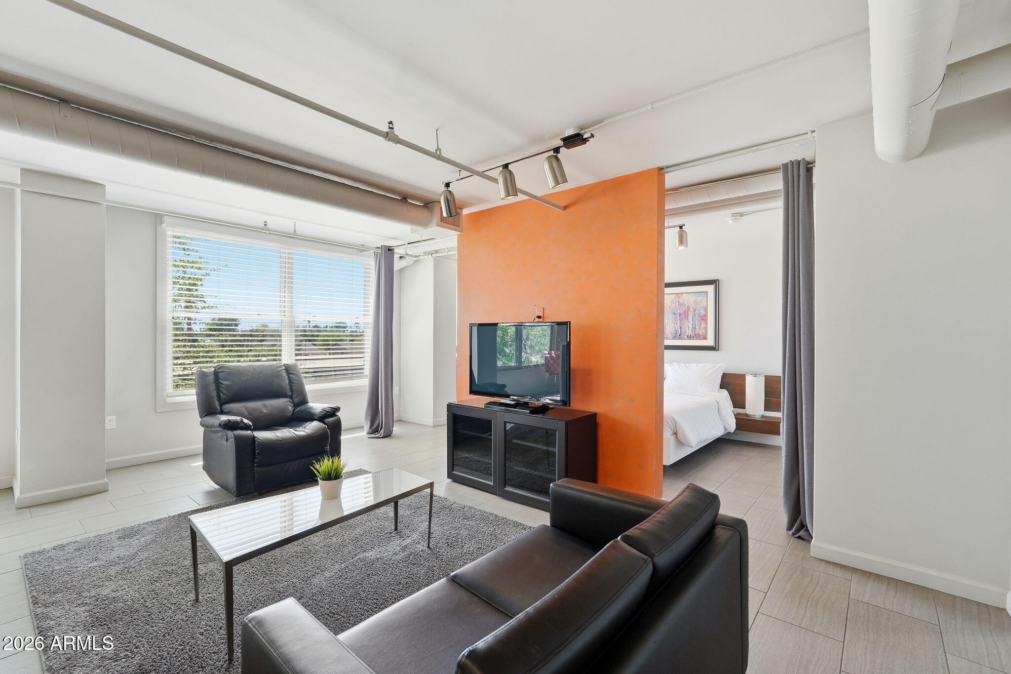 535 W THOMAS Road 210