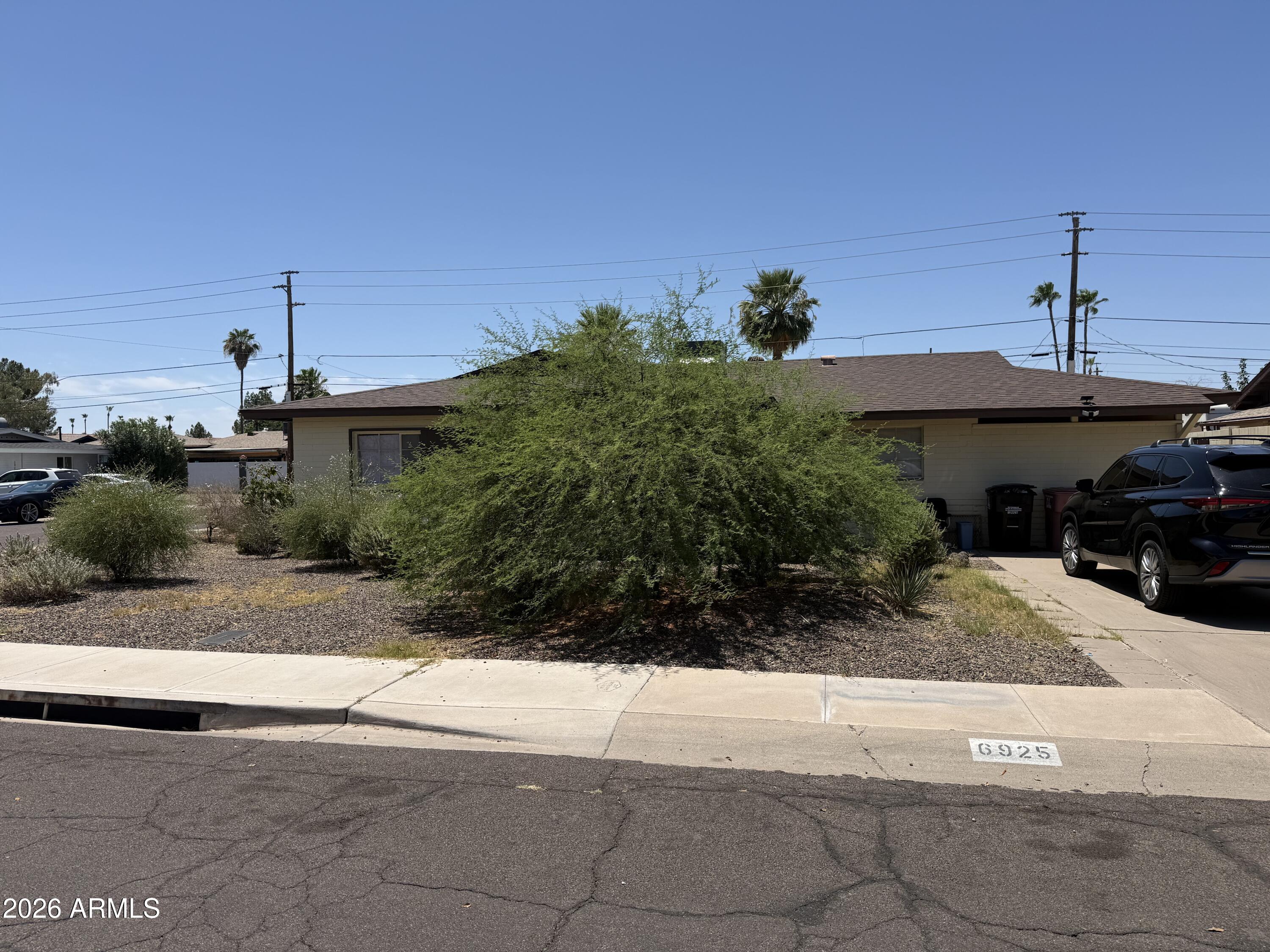 6925 E Avalon Drive E