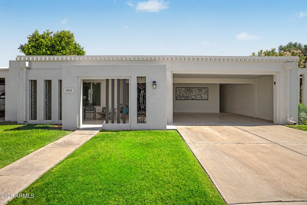Photo of 8725 E Via De Dorado, Scottsdale, AZ 85258 (MLS # 7095119)