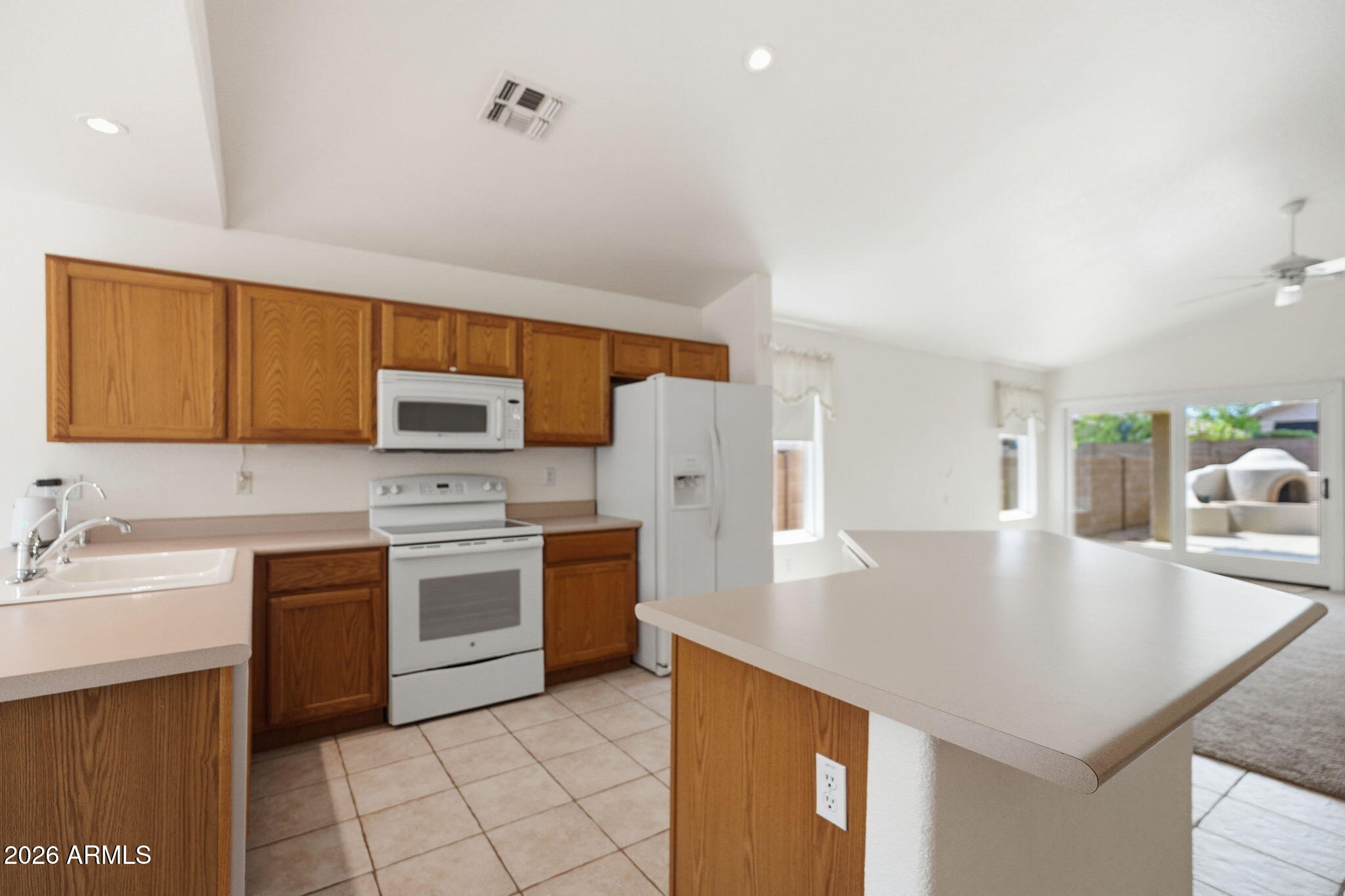 2328 N TIERRA ALTA Circle