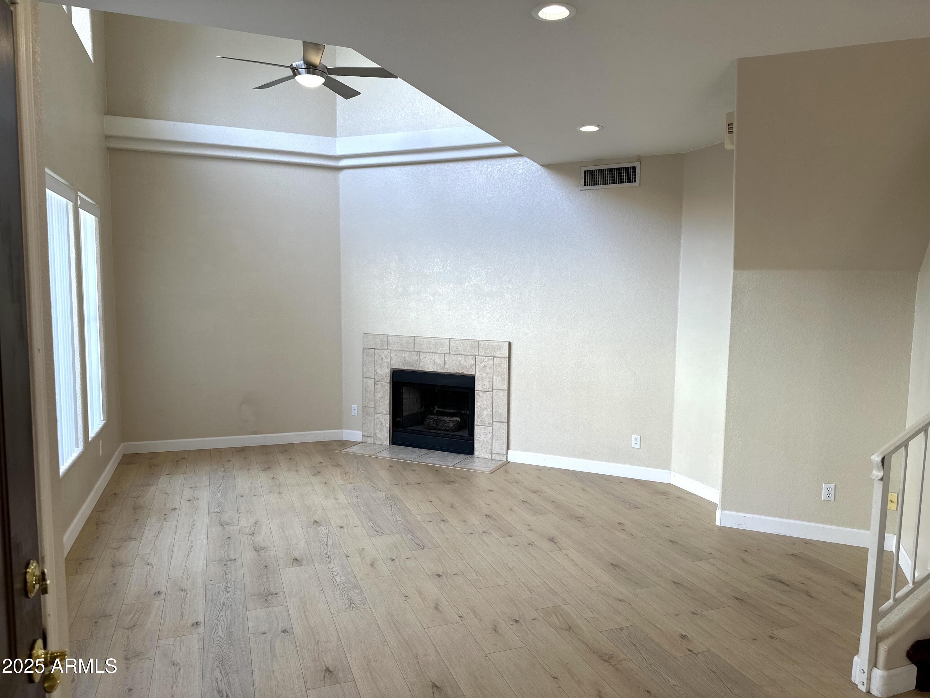 5018 E SIESTA Drive 3