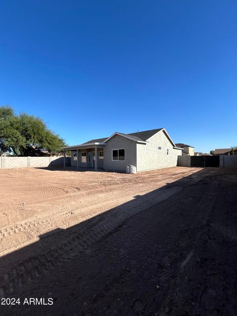 A home in Arizona City