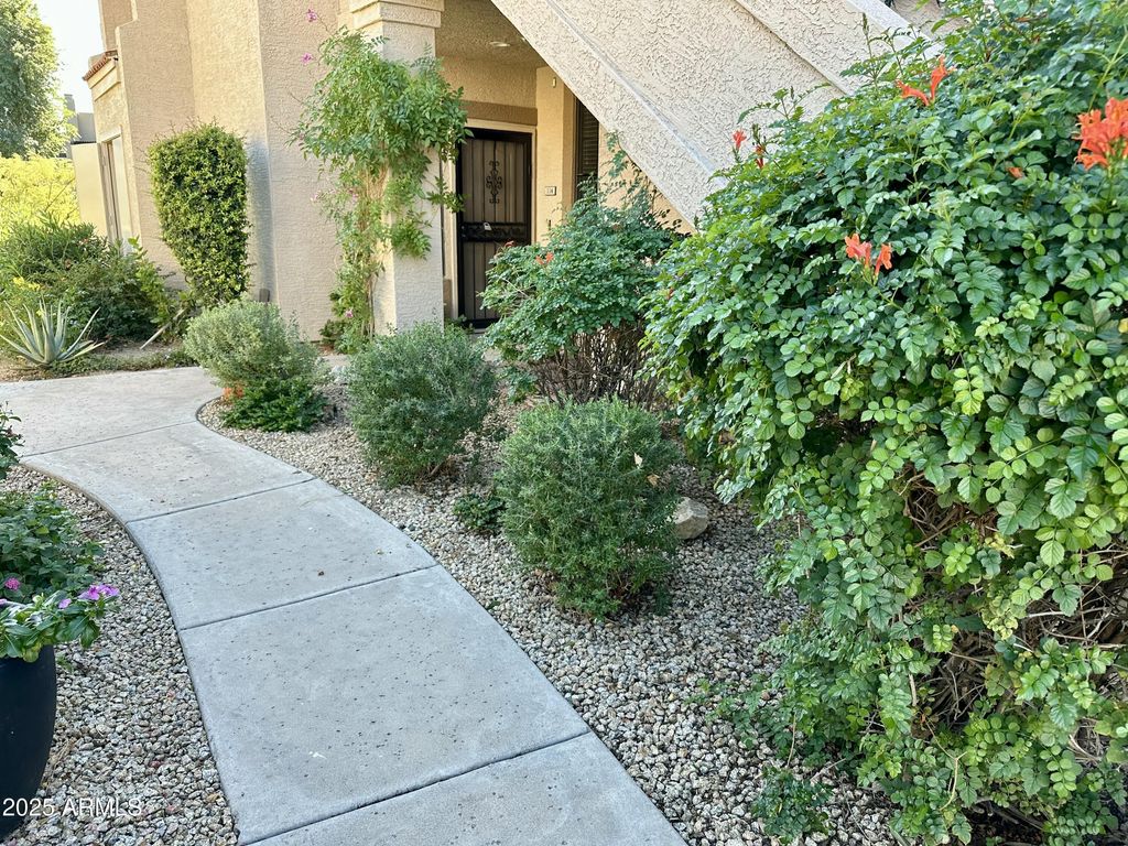 Photo of 11515 N 91st Street #114, Scottsdale, AZ 85260 (MLS # 6950605)