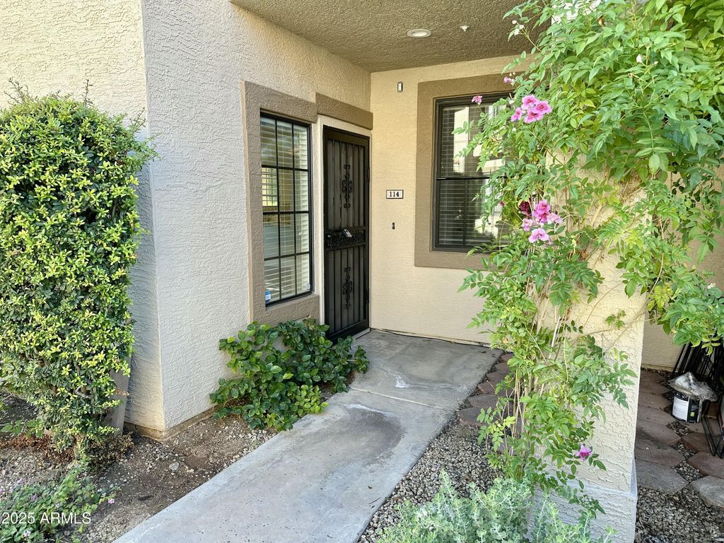 Photo of 11515 N 91st Street #114, Scottsdale, AZ 85260 (MLS # 6950605)