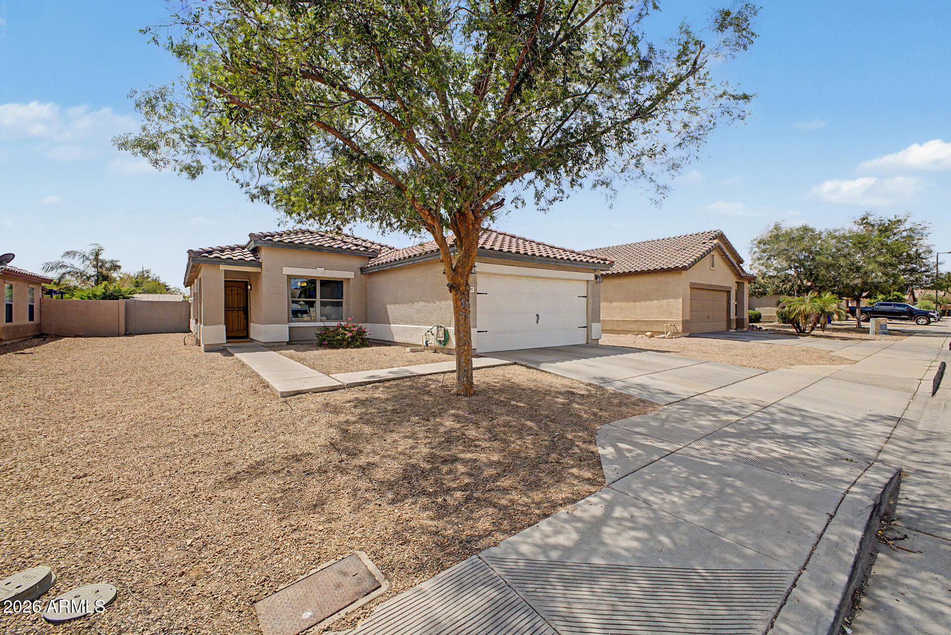 2236 S LYNCH --