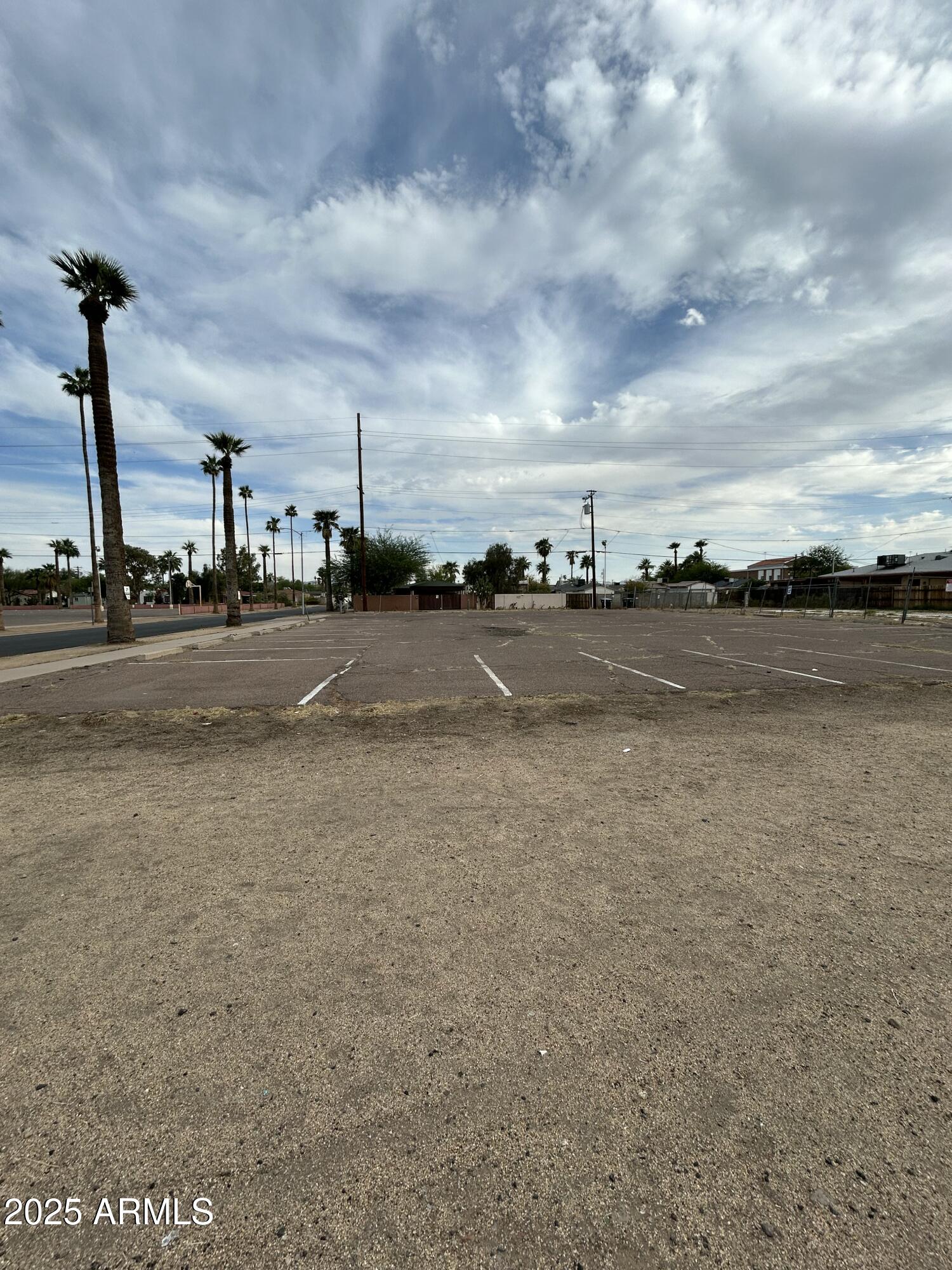 1601 W McDowell Road 1