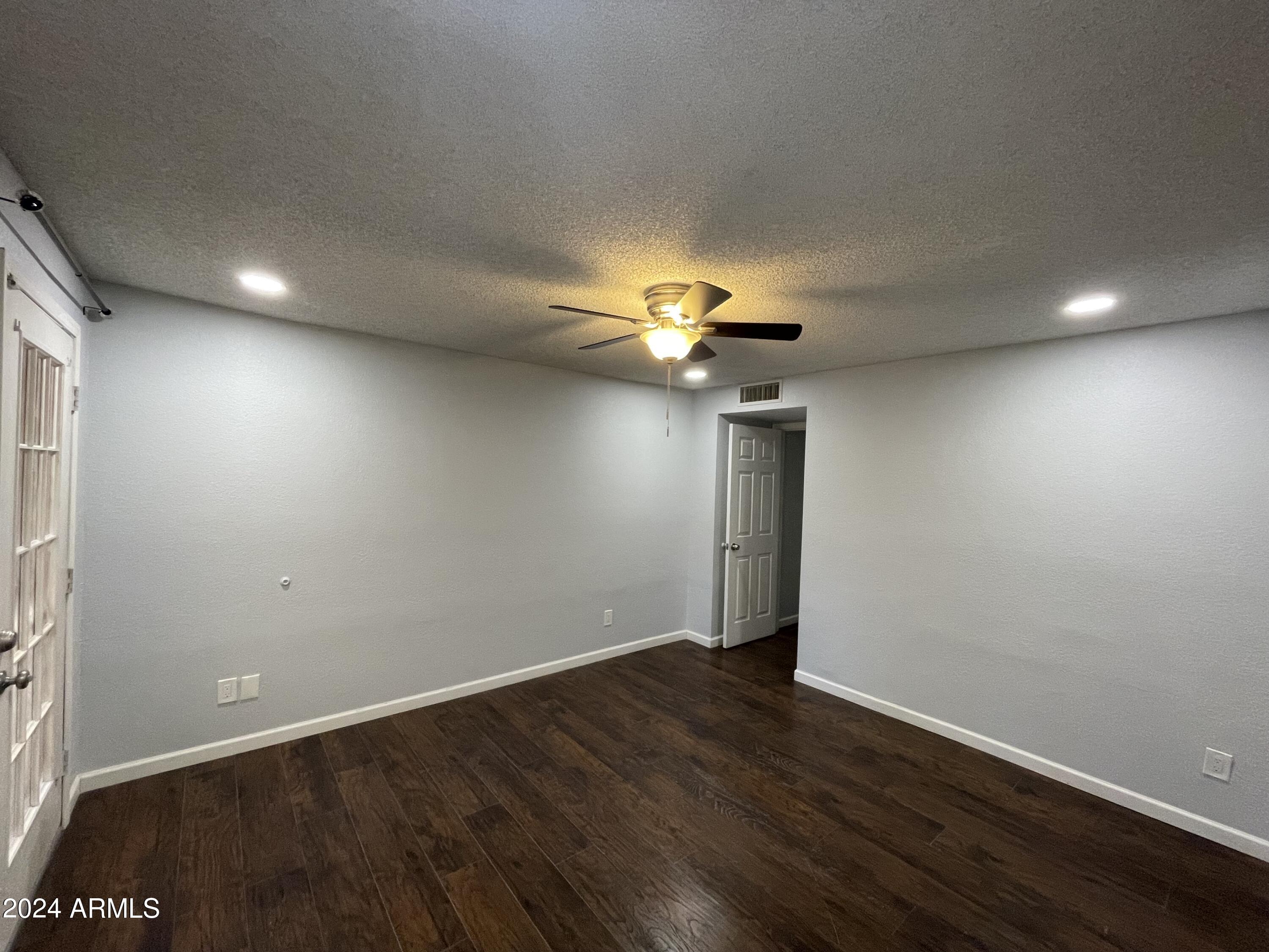 11048 N 28TH Drive 146