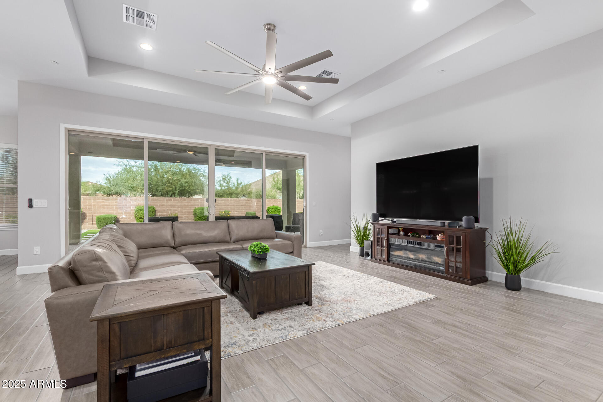 13196 W Woodstock Road