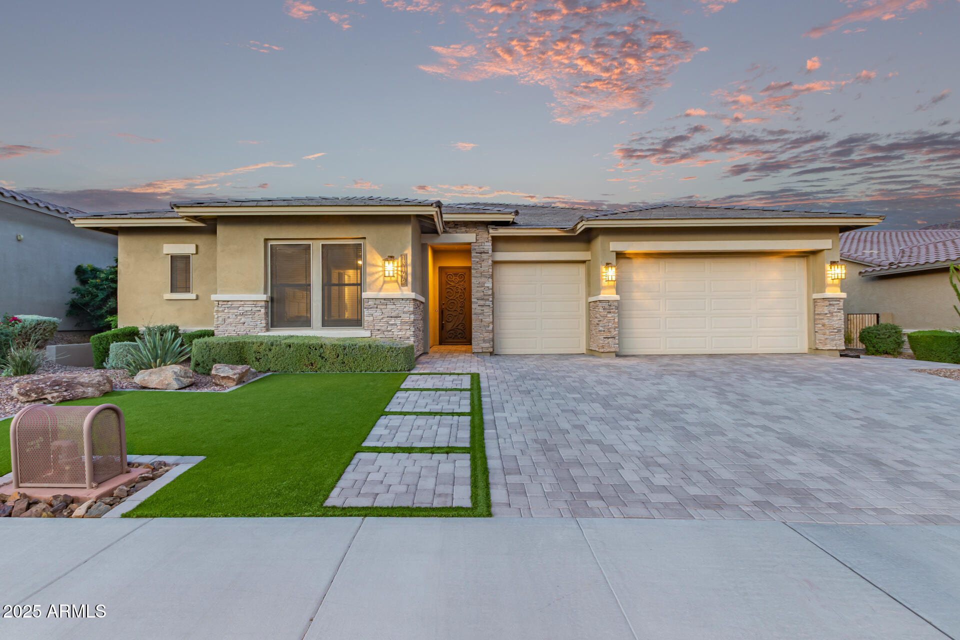 13196 W Woodstock Road