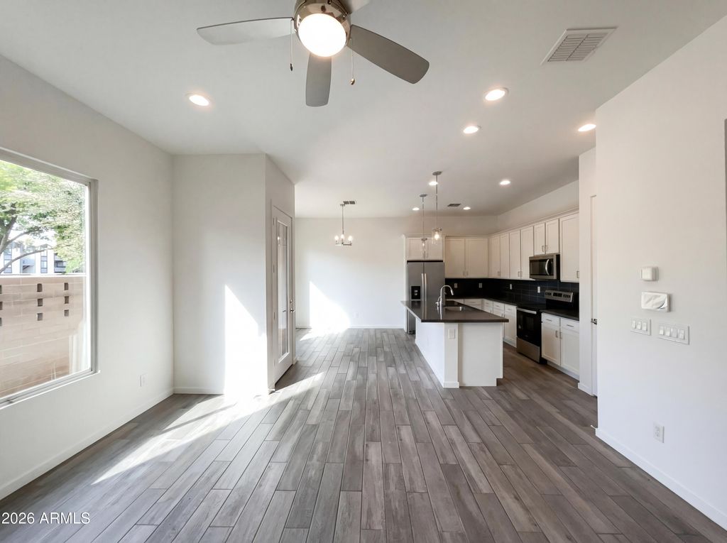 Photo of 901 S Smith Road #1074, Tempe, AZ 85281 (MLS # 6983412)