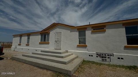 A home in Tonopah