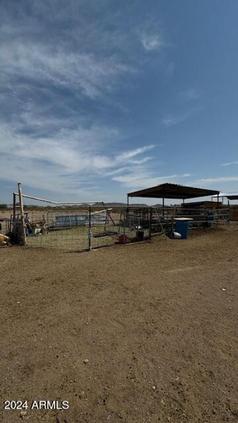 A home in Tonopah