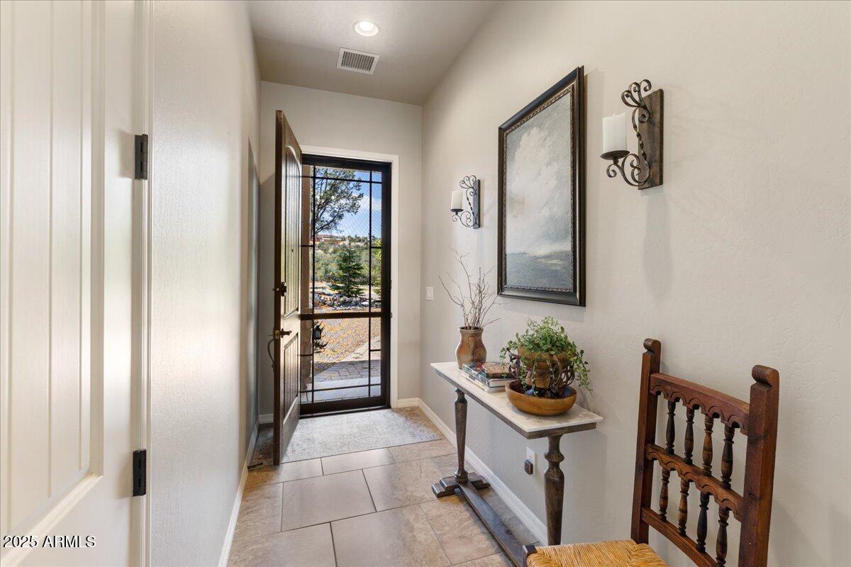 2135 W BRIDLE PATH Road