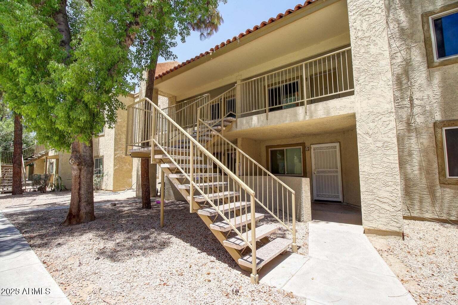 2220 W DORA Street 214