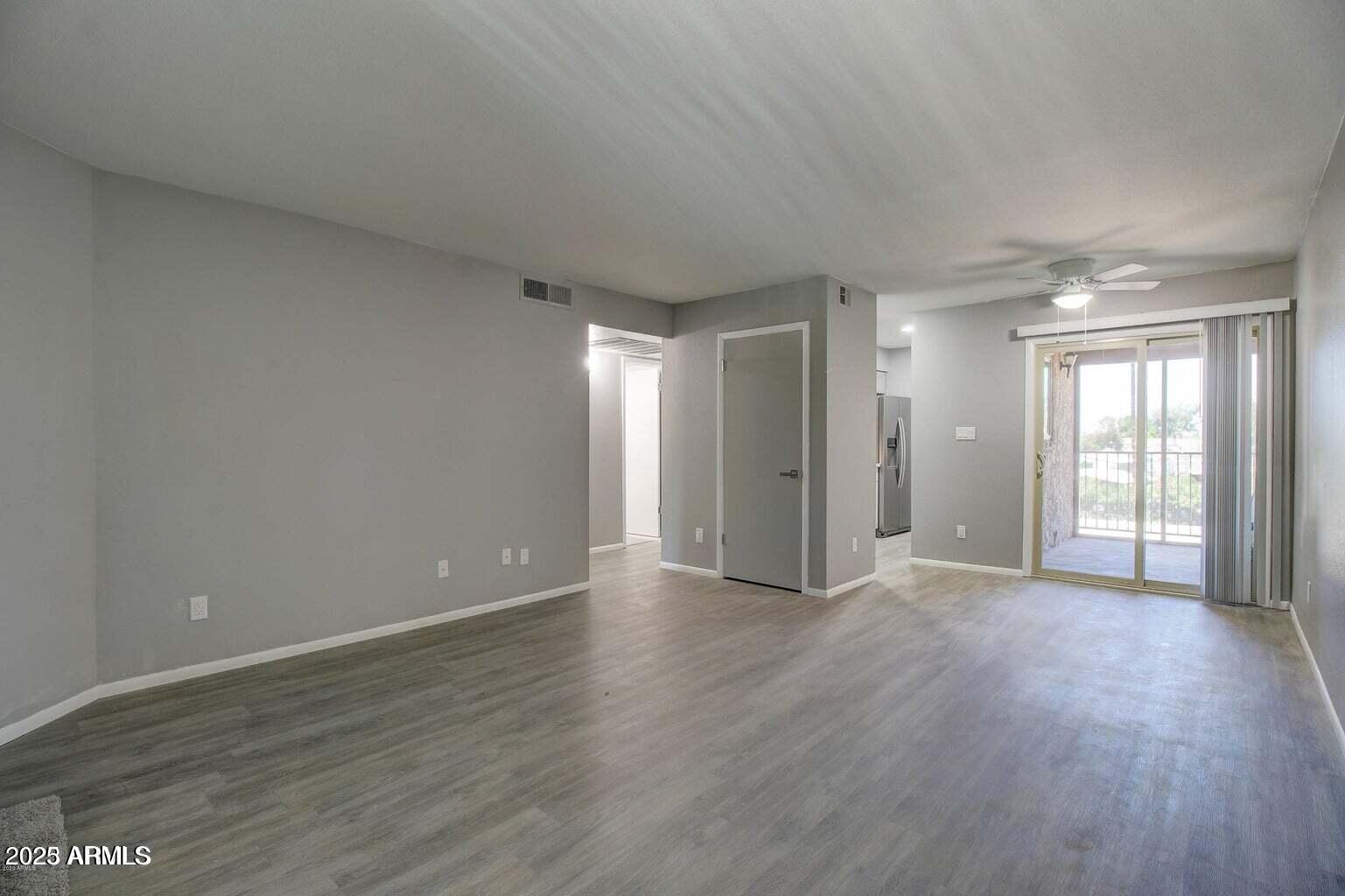 2220 W DORA Street 214