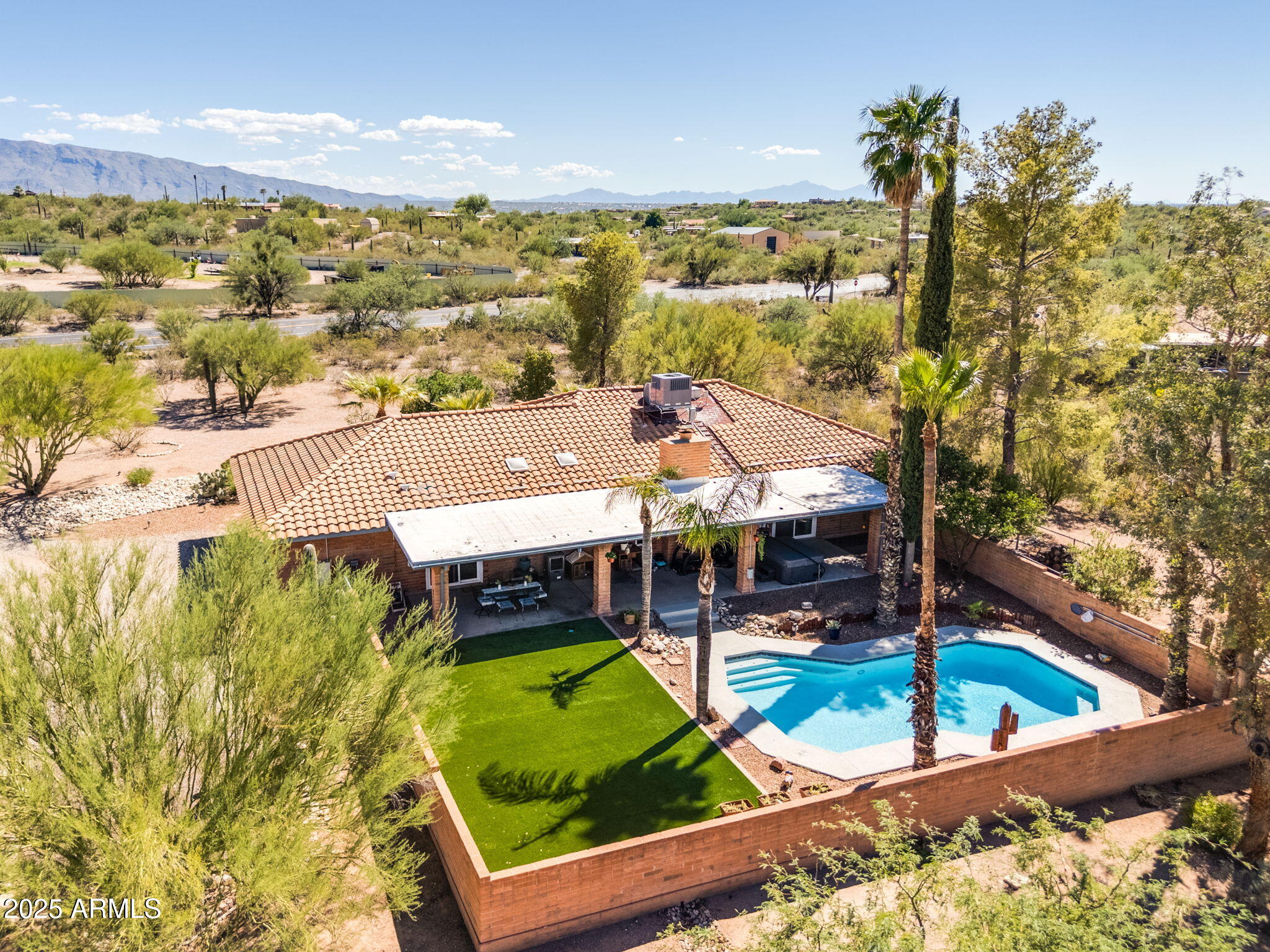 4205 N Avenida De Pimeria Alta --