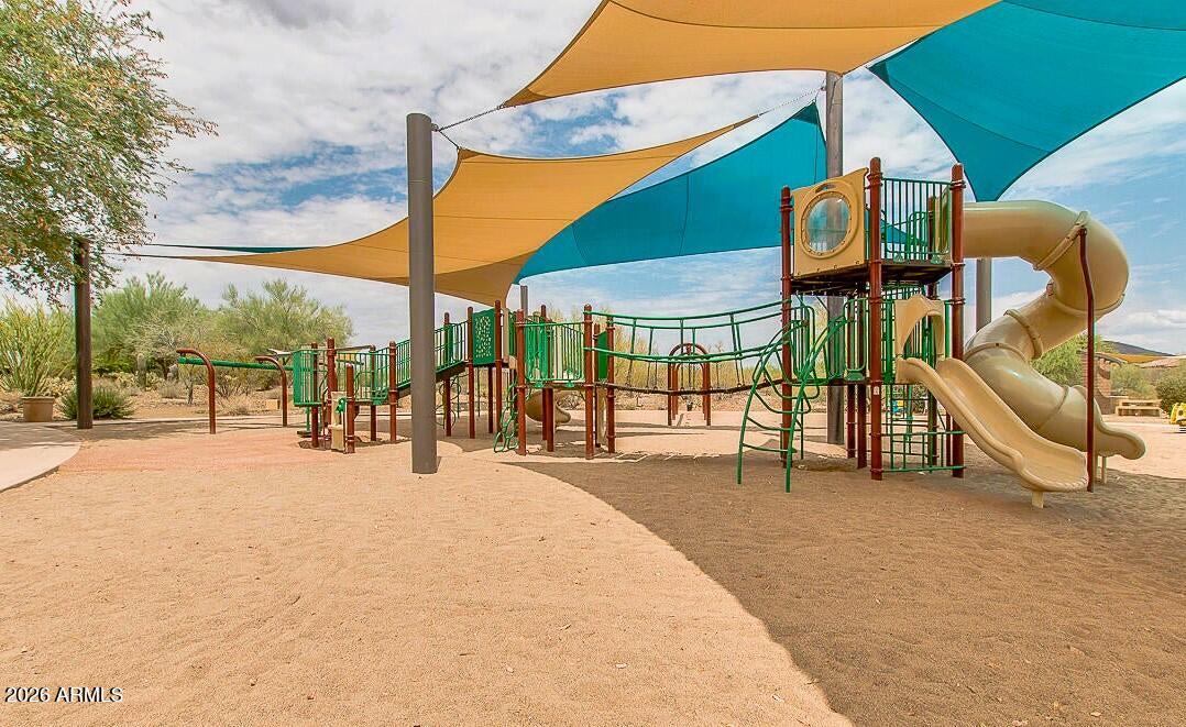 VISTANCIA VILLAGE A PARCEL A16 - Residential
