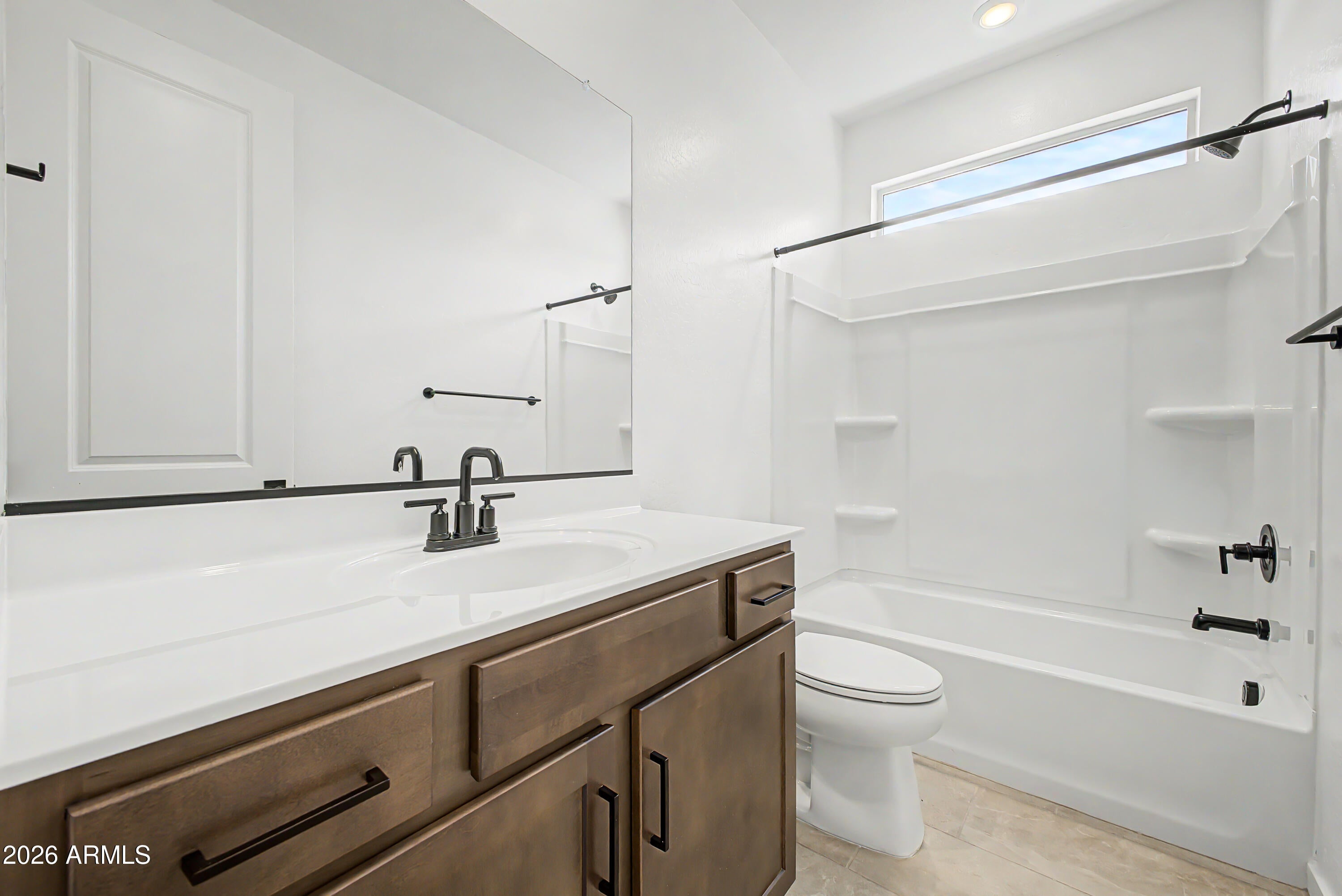 25263 W LA SALLE Street