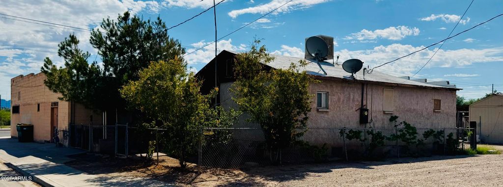 Photo of 101 W Martin Luther King Jr Street, Eloy, AZ 85131 (MLS # 6923306)