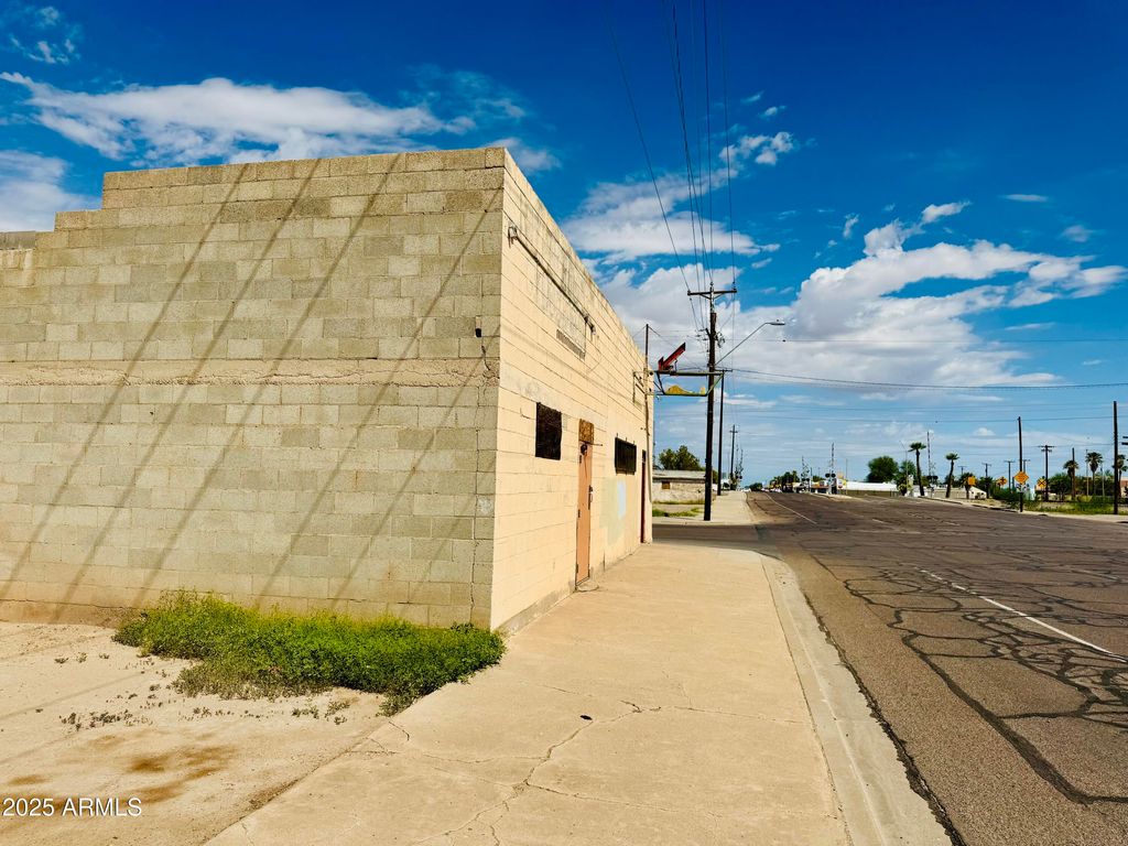 Photo of 101 W Martin Luther King Jr Street, Eloy, AZ 85131 (MLS # 6923306)