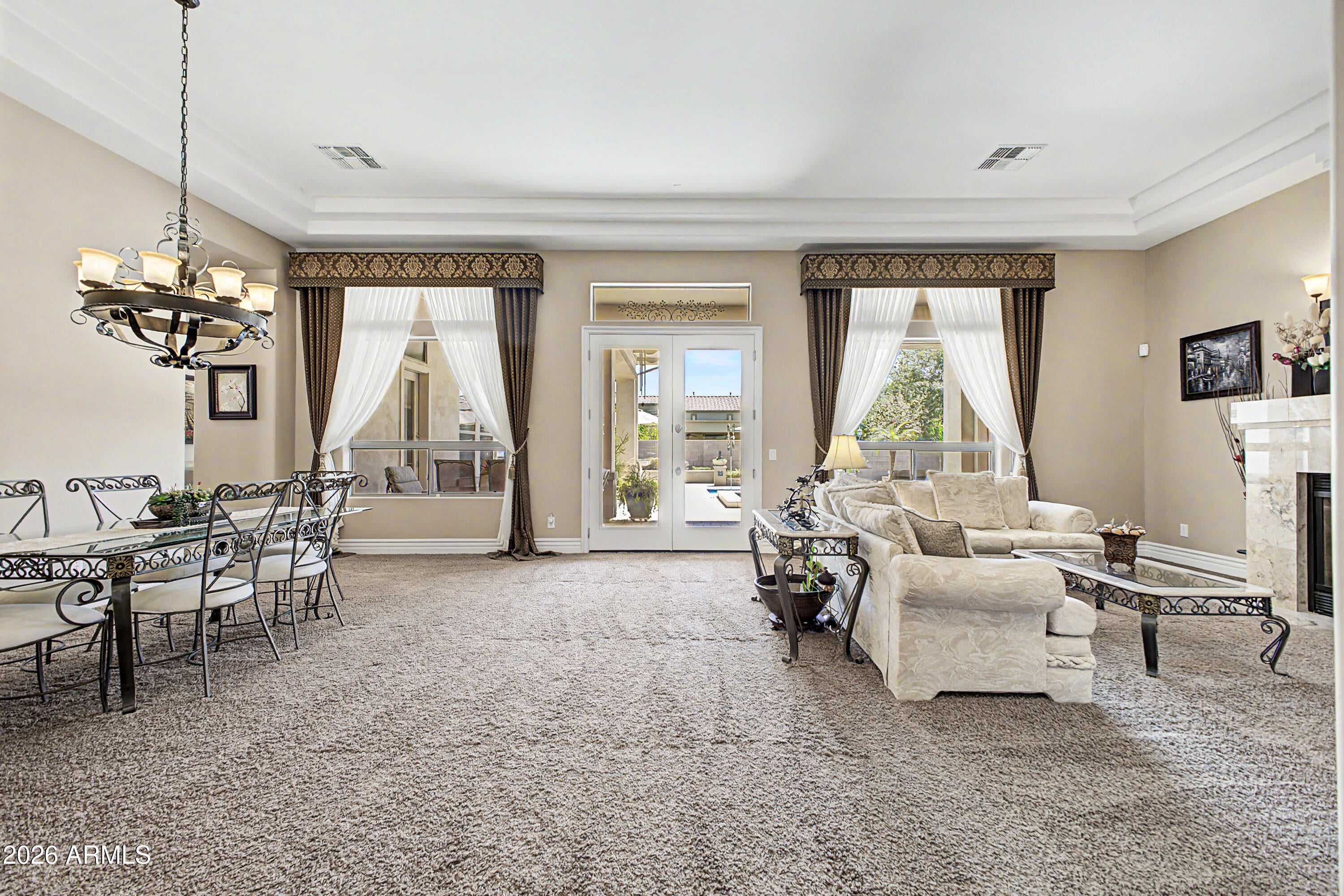 313 W MALIBU Drive