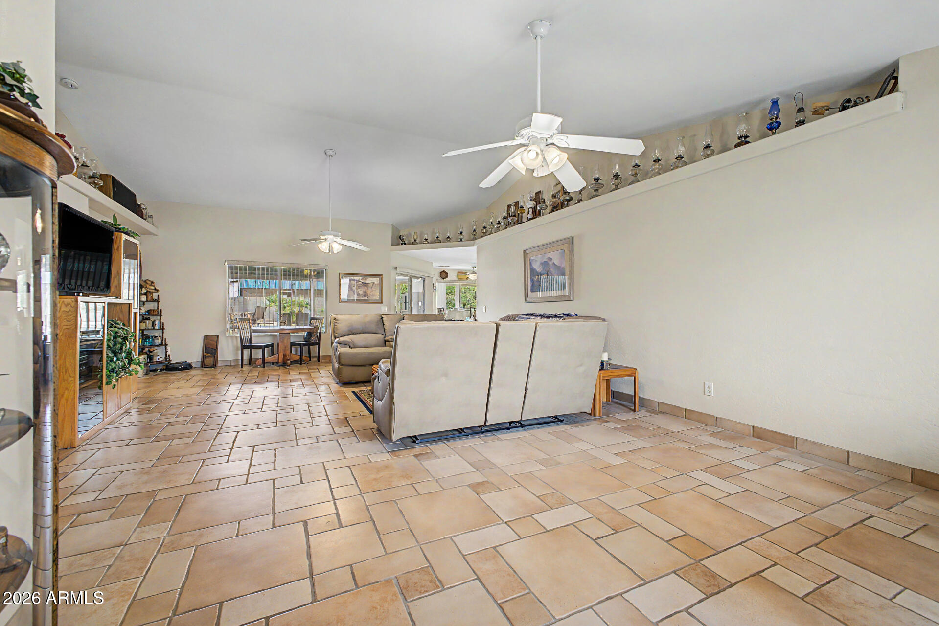 FALCON ESTATES LOTS 1-24 73-104 153-166 TR A - Residential