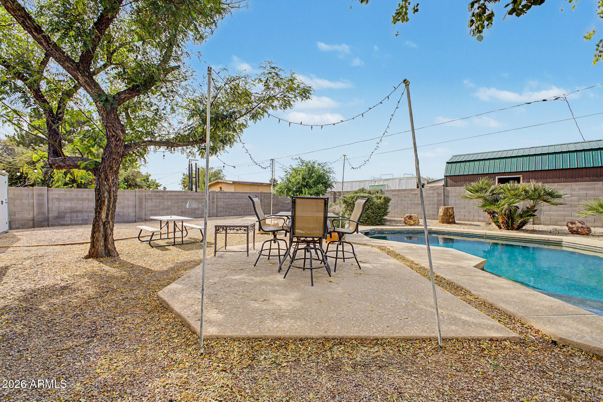 FALCON ESTATES LOTS 1-24 73-104 153-166 TR A - Residential