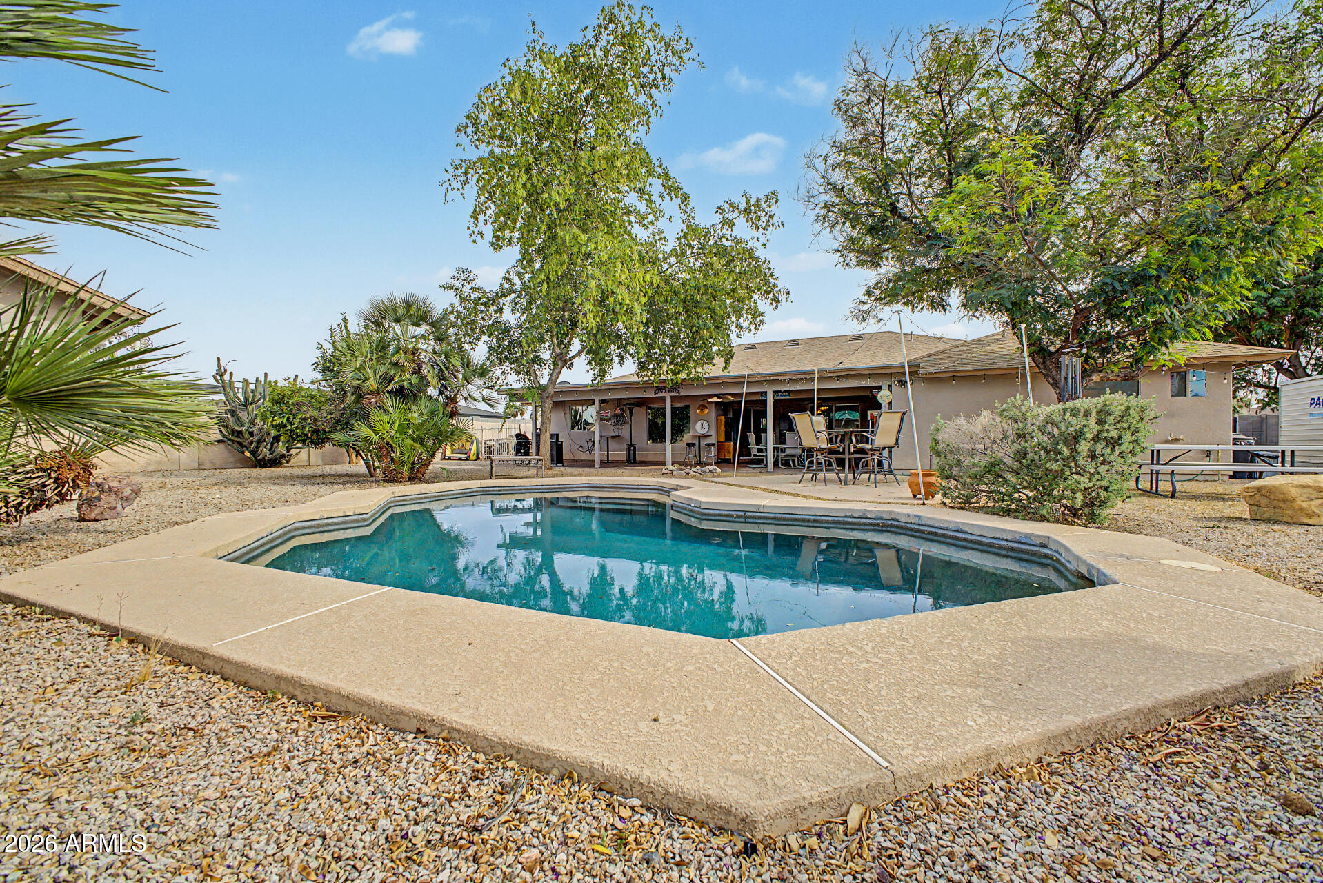 FALCON ESTATES LOTS 1-24 73-104 153-166 TR A - Residential