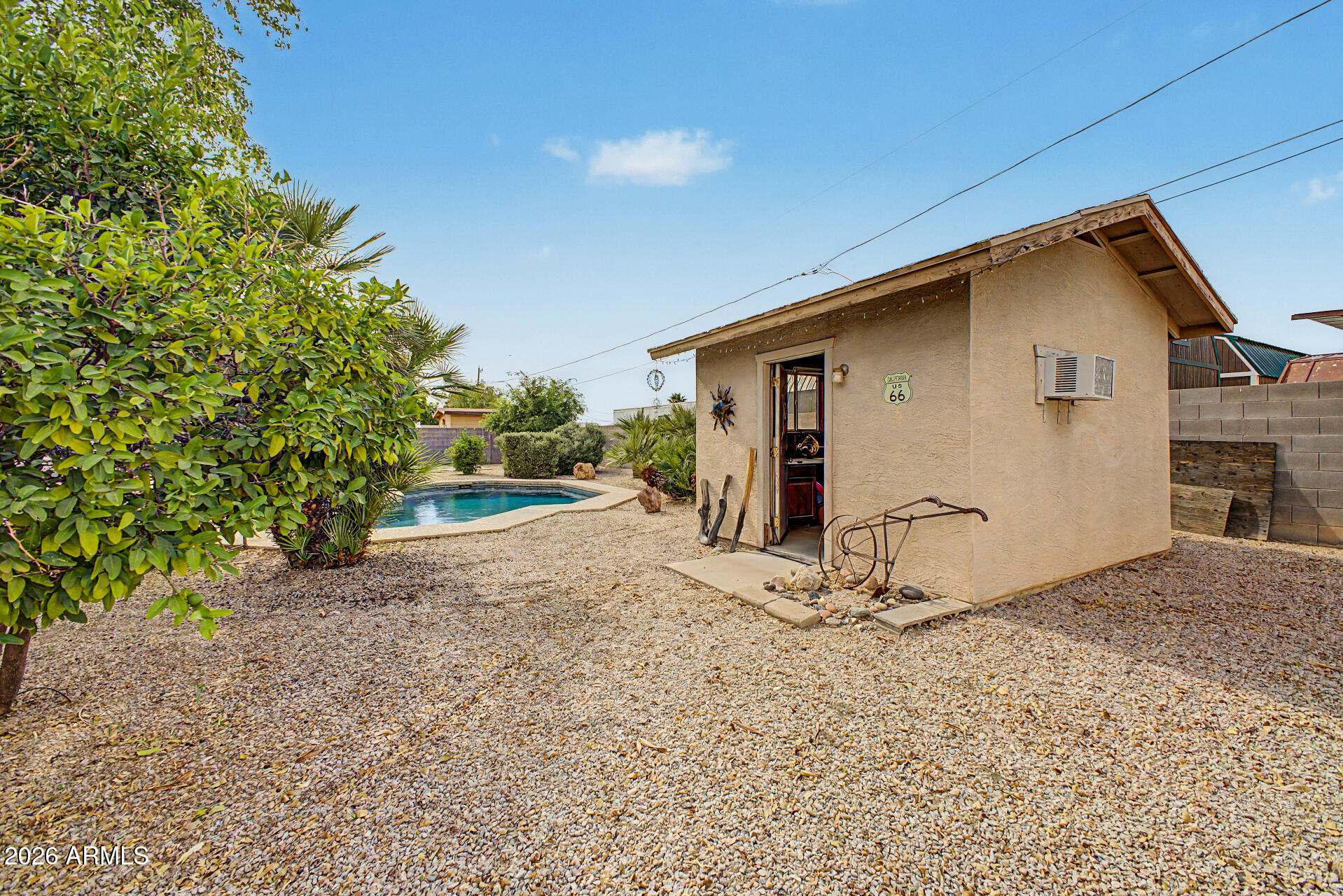 FALCON ESTATES LOTS 1-24 73-104 153-166 TR A - Residential