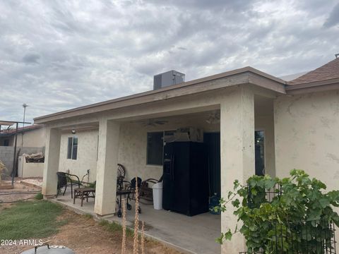 A home in Arizona City