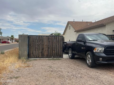 A home in Arizona City