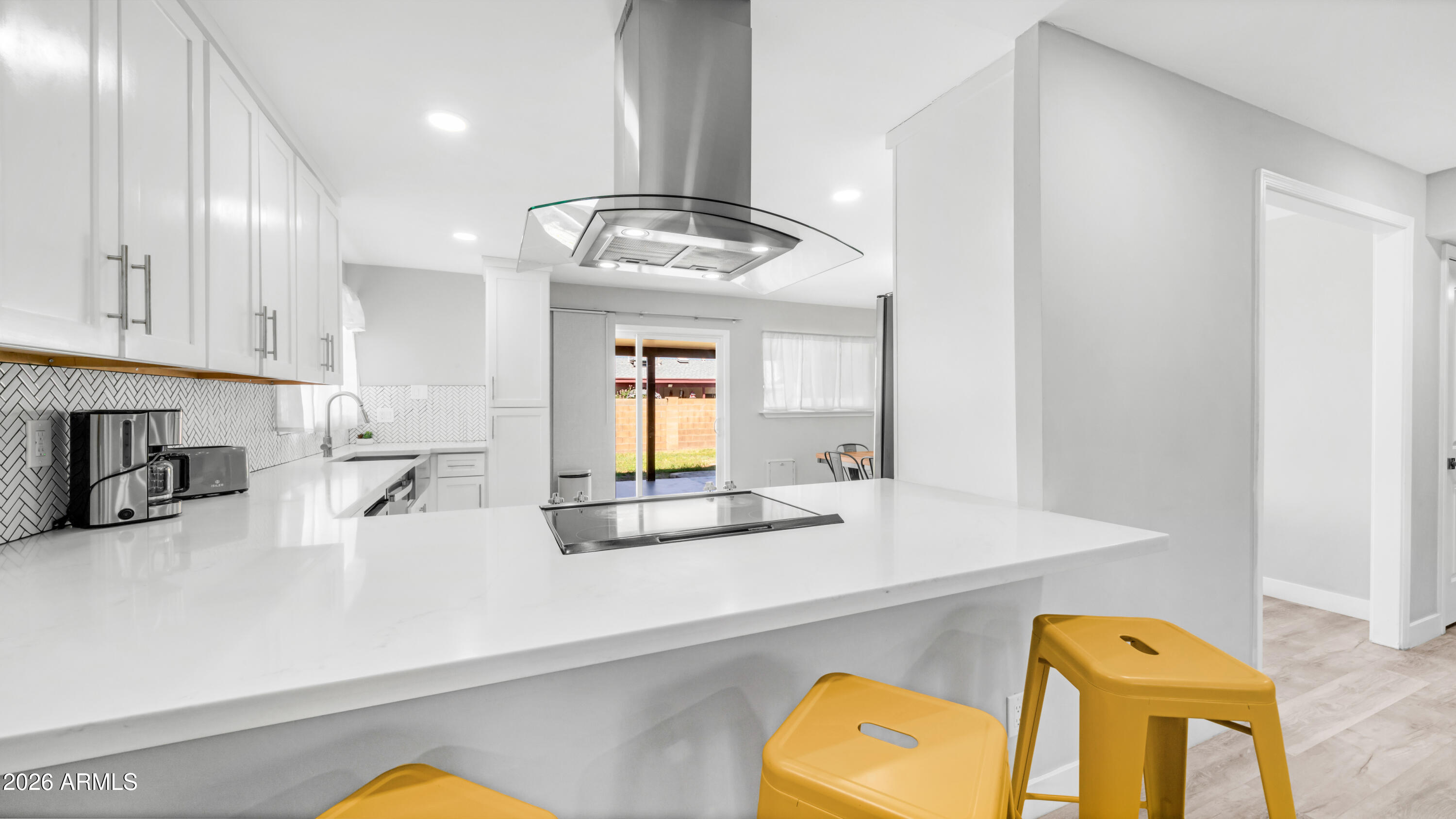 5238 W ACAPULCO Lane