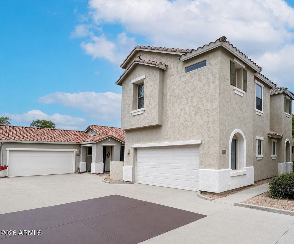 Photo of 856 S Colonial Drive, Gilbert, AZ 85296 (MLS # 7021801)