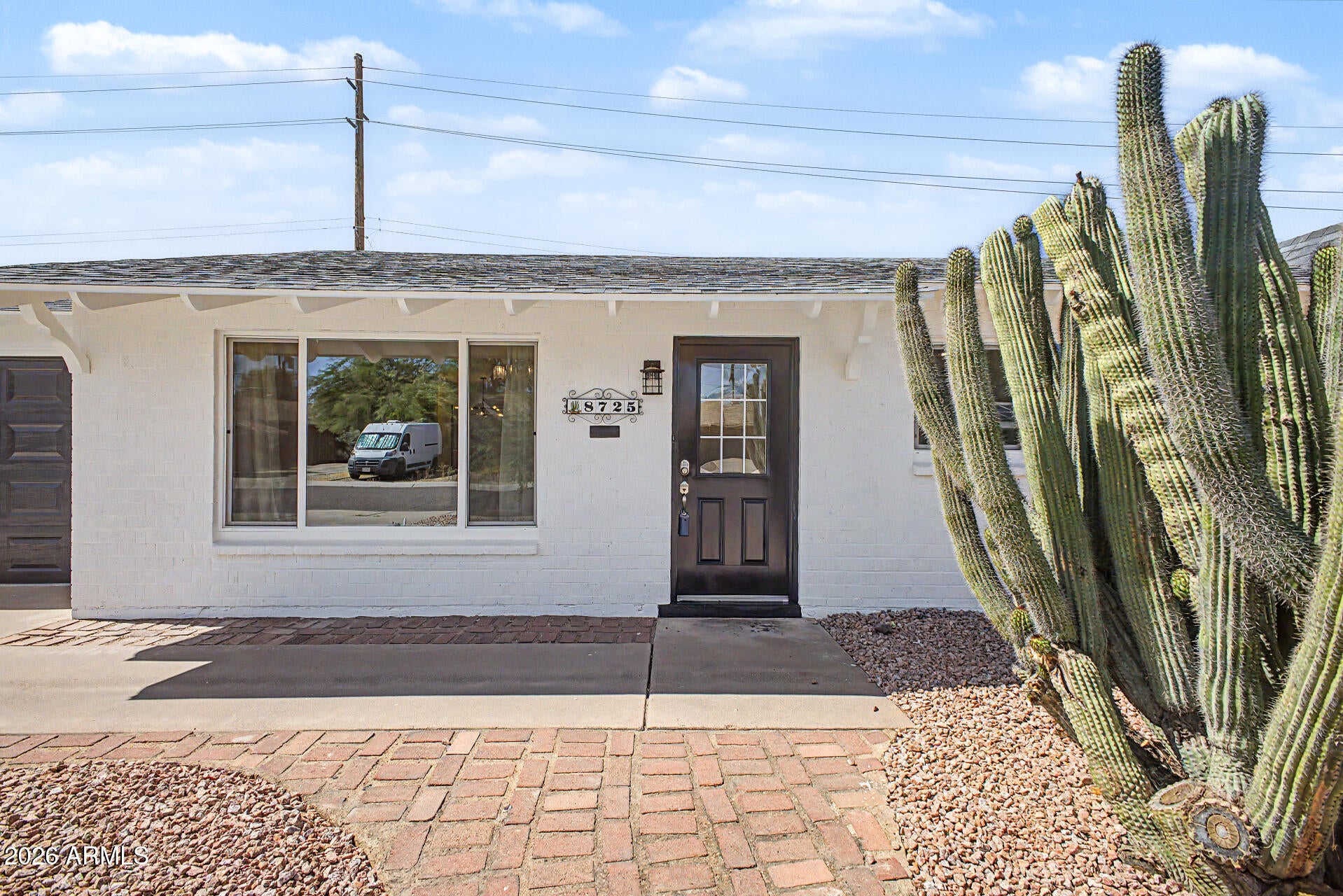 8725 E CORONADO Road