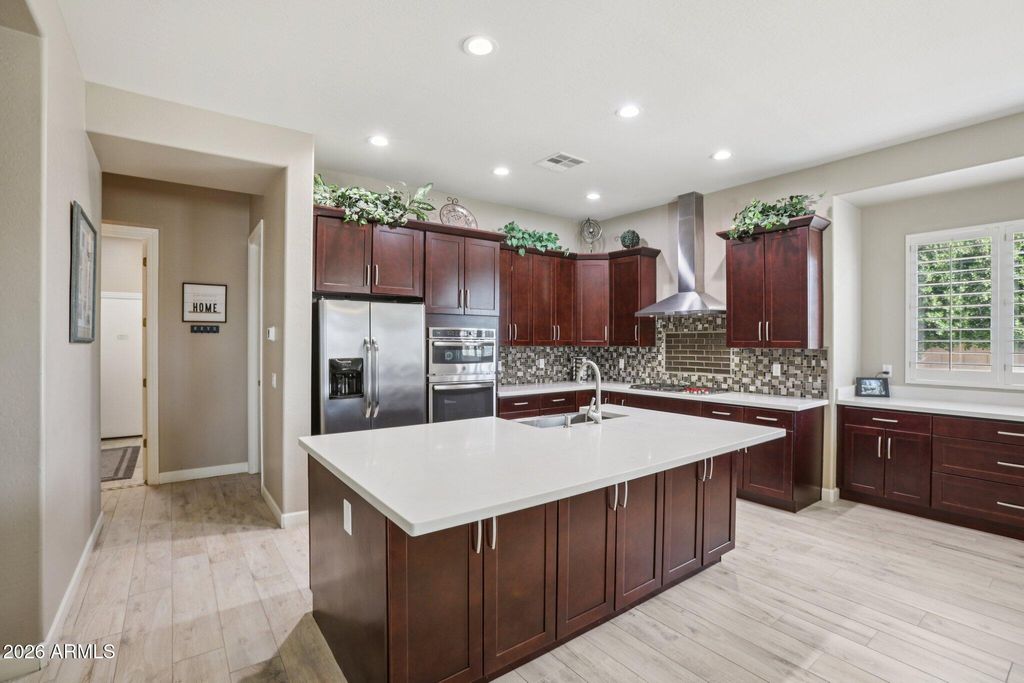 Photo of 13215 W Denton Court, Litchfield Park, AZ 85340 (MLS # 6990852)