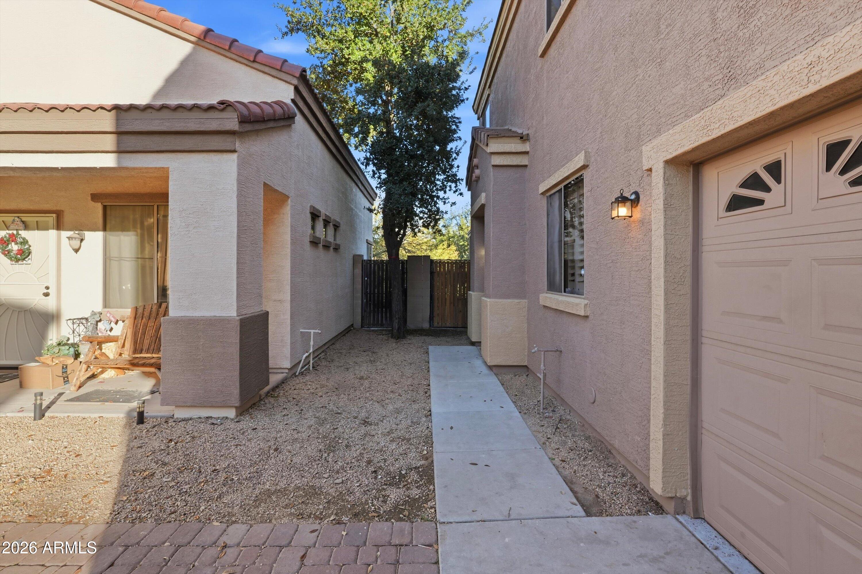 7527 S 13TH Place