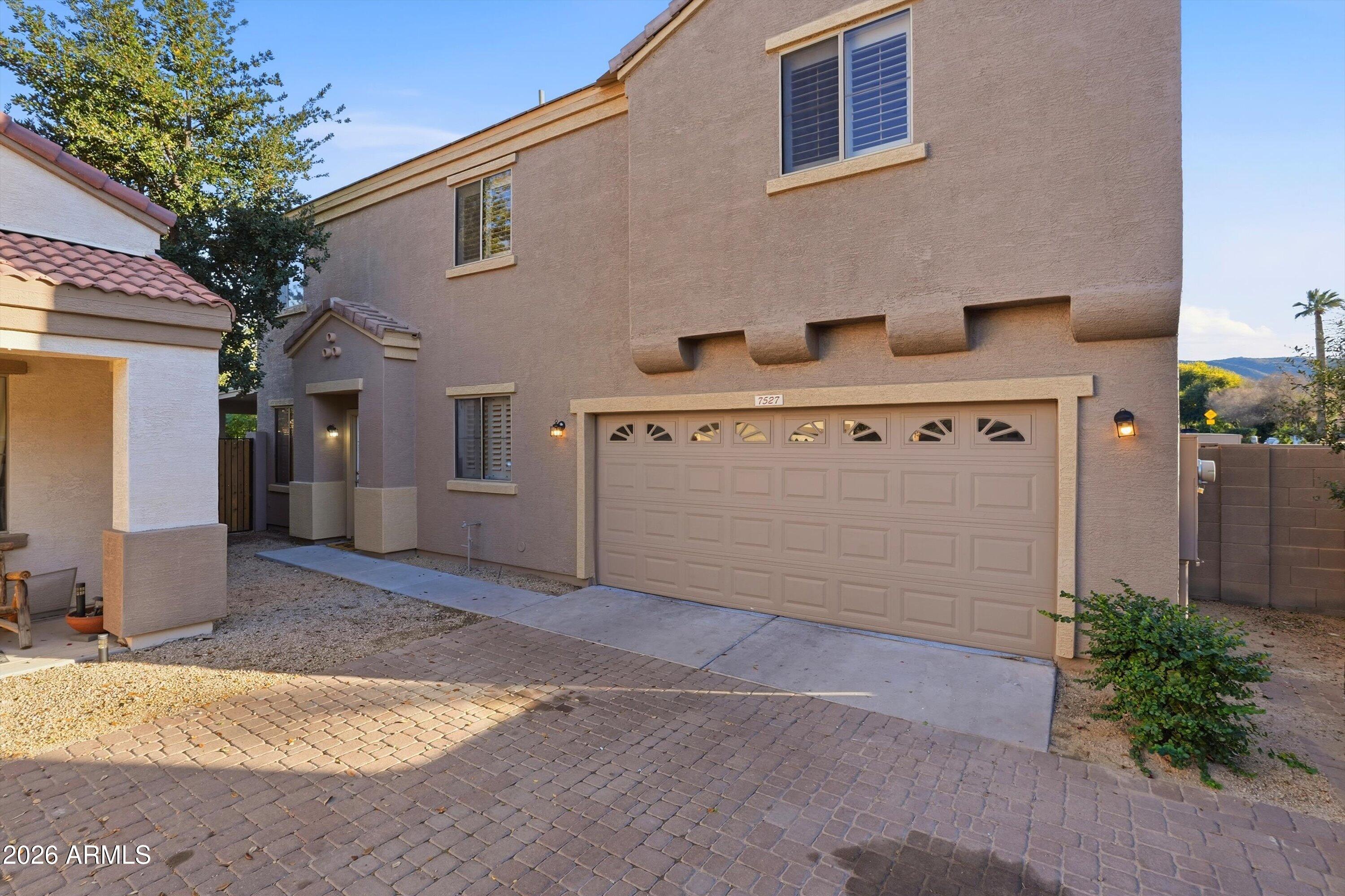7527 S 13TH Place
