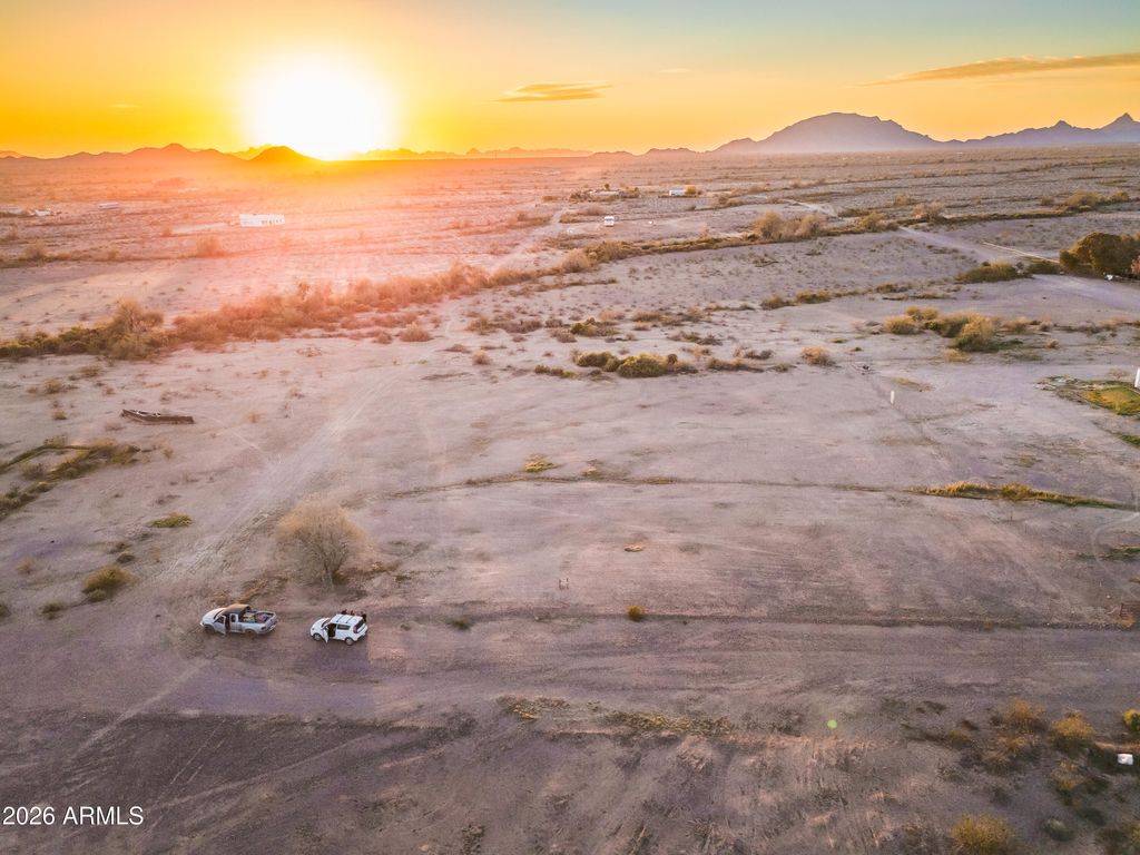 Photo of 0 N 419th Dr Drive #-, Tonopah, AZ 85354 (MLS # 6983048)