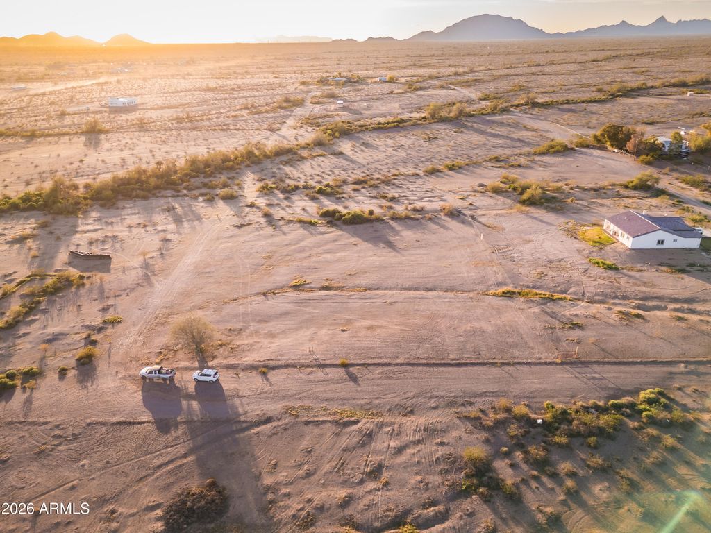 Photo of 0 N 419th Dr Drive #-, Tonopah, AZ 85354 (MLS # 6983048)