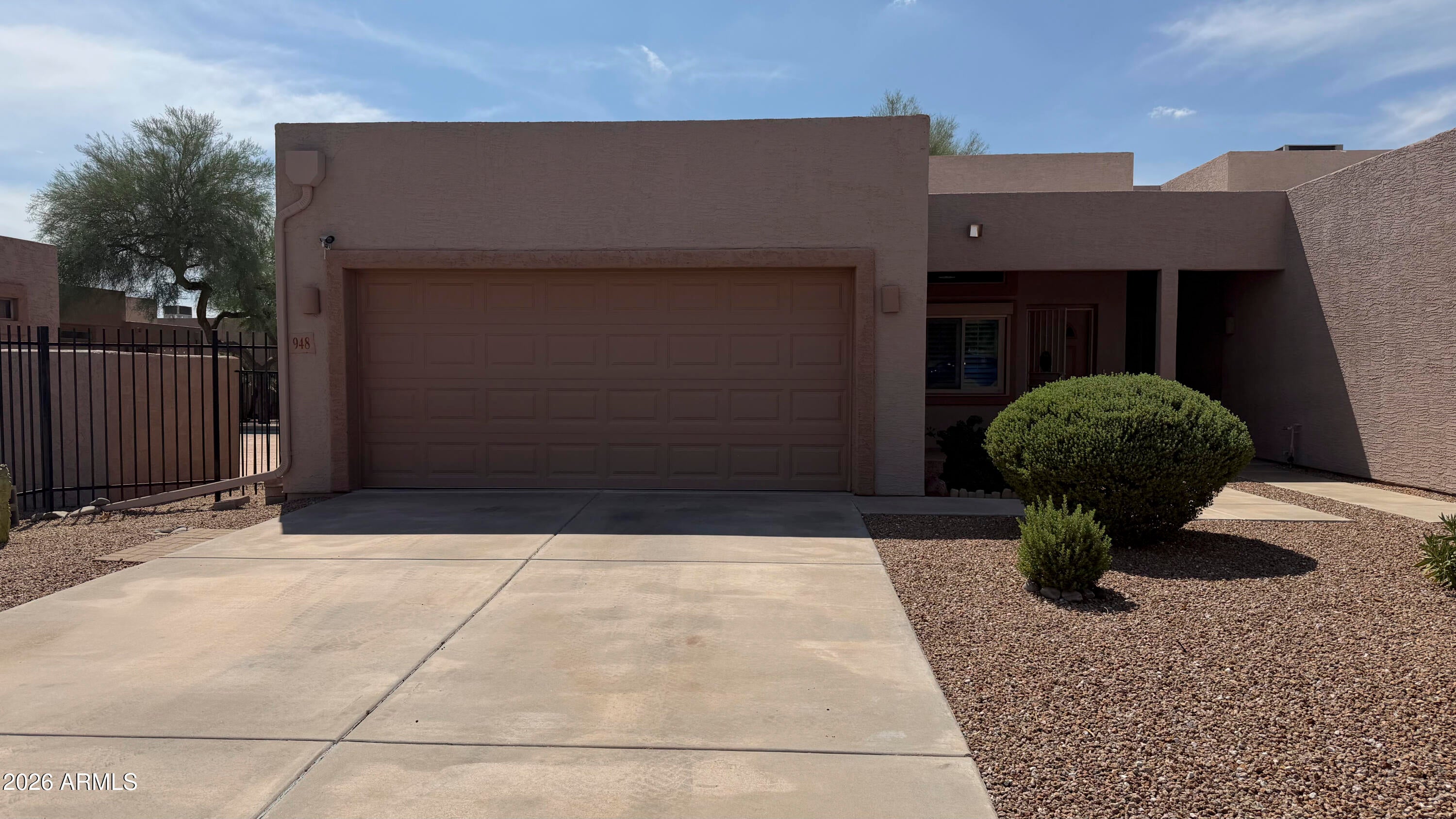 948 S LAWTHER Drive