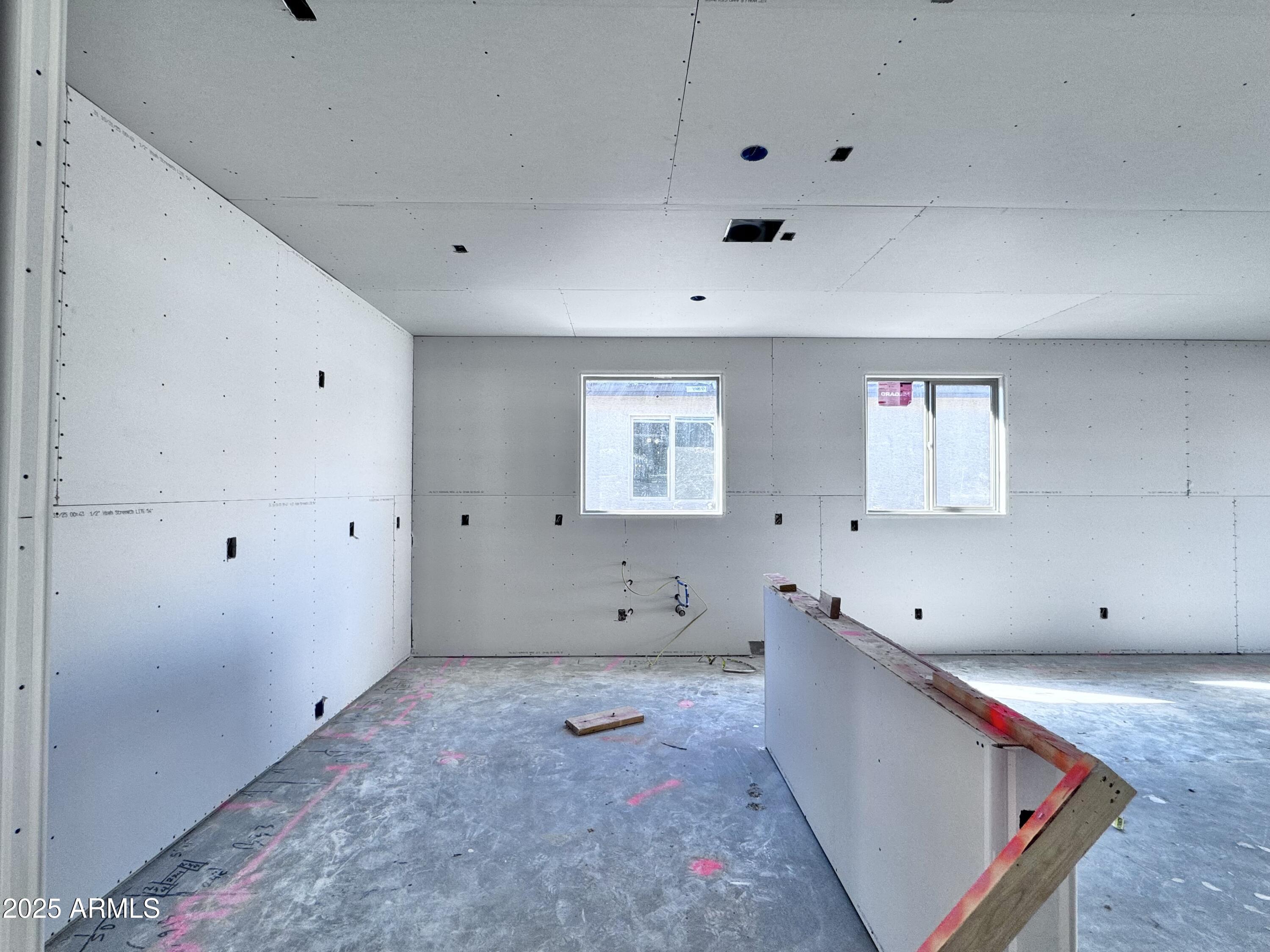 15716 W CAMDEN Avenue