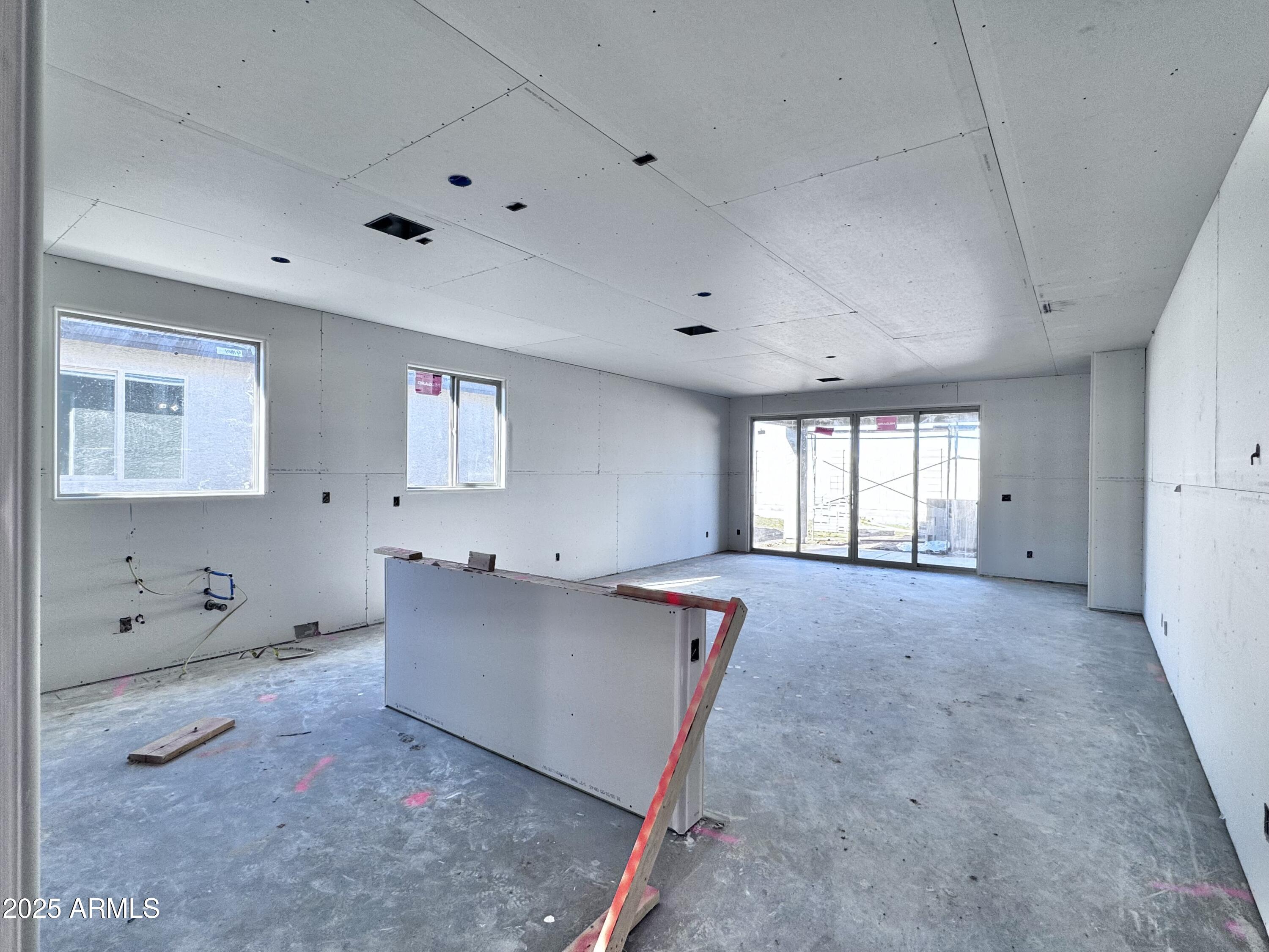 15716 W CAMDEN Avenue