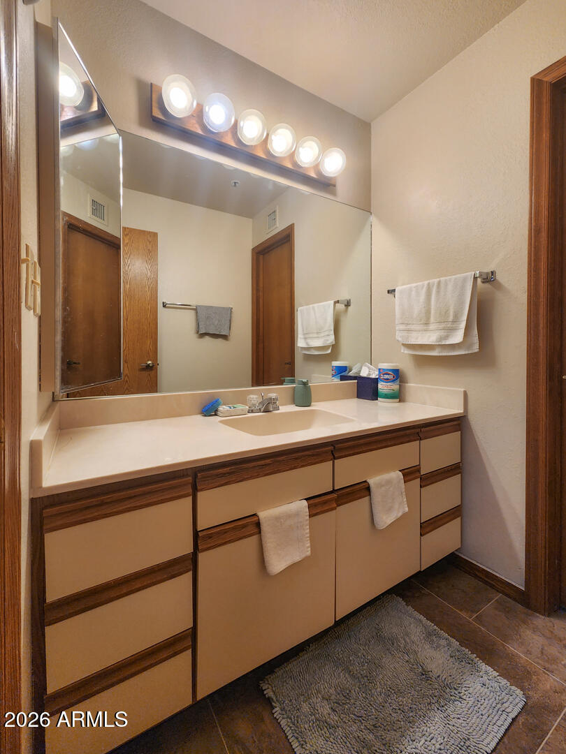 Four Seasons North - Residential