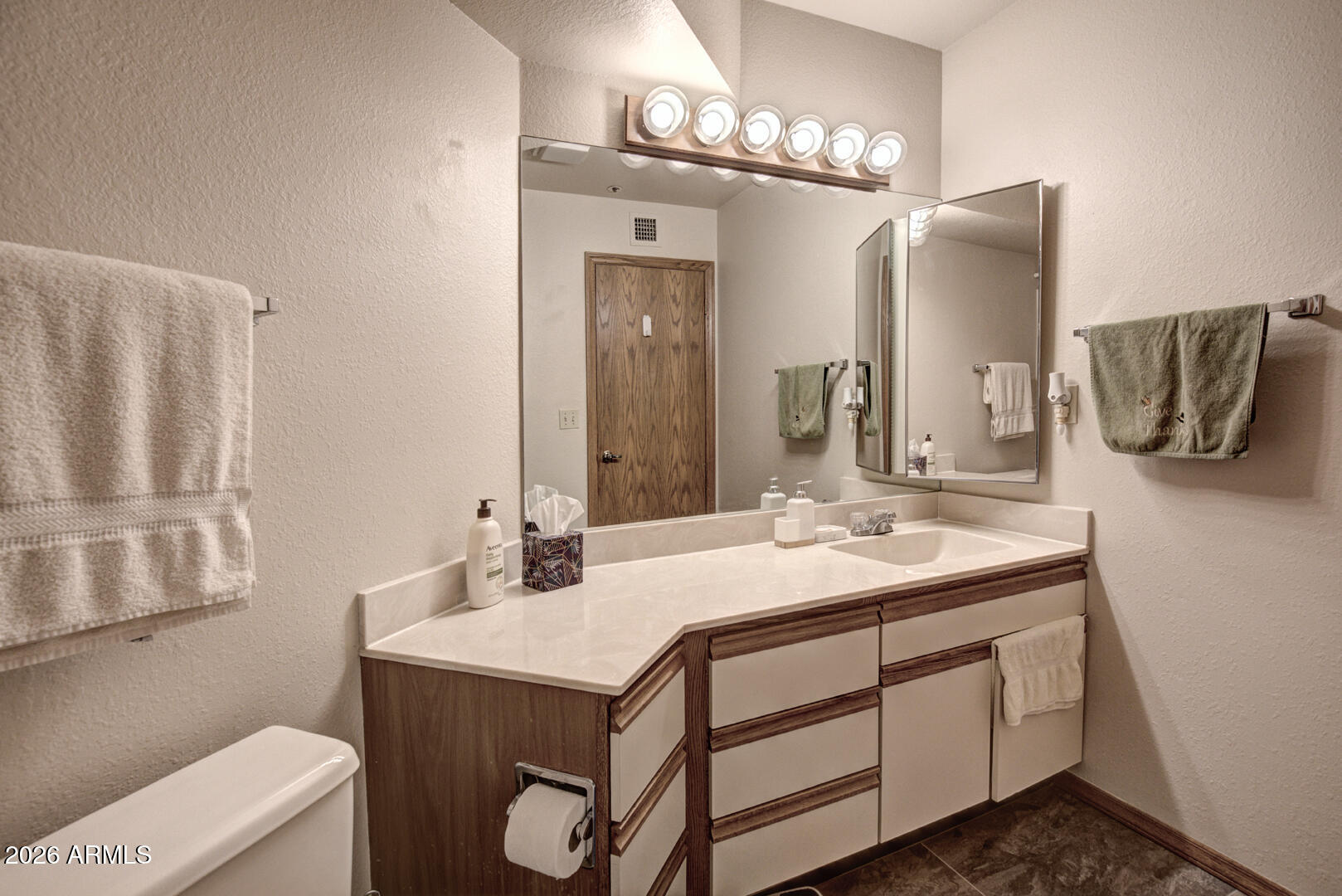 Four Seasons North - Residential