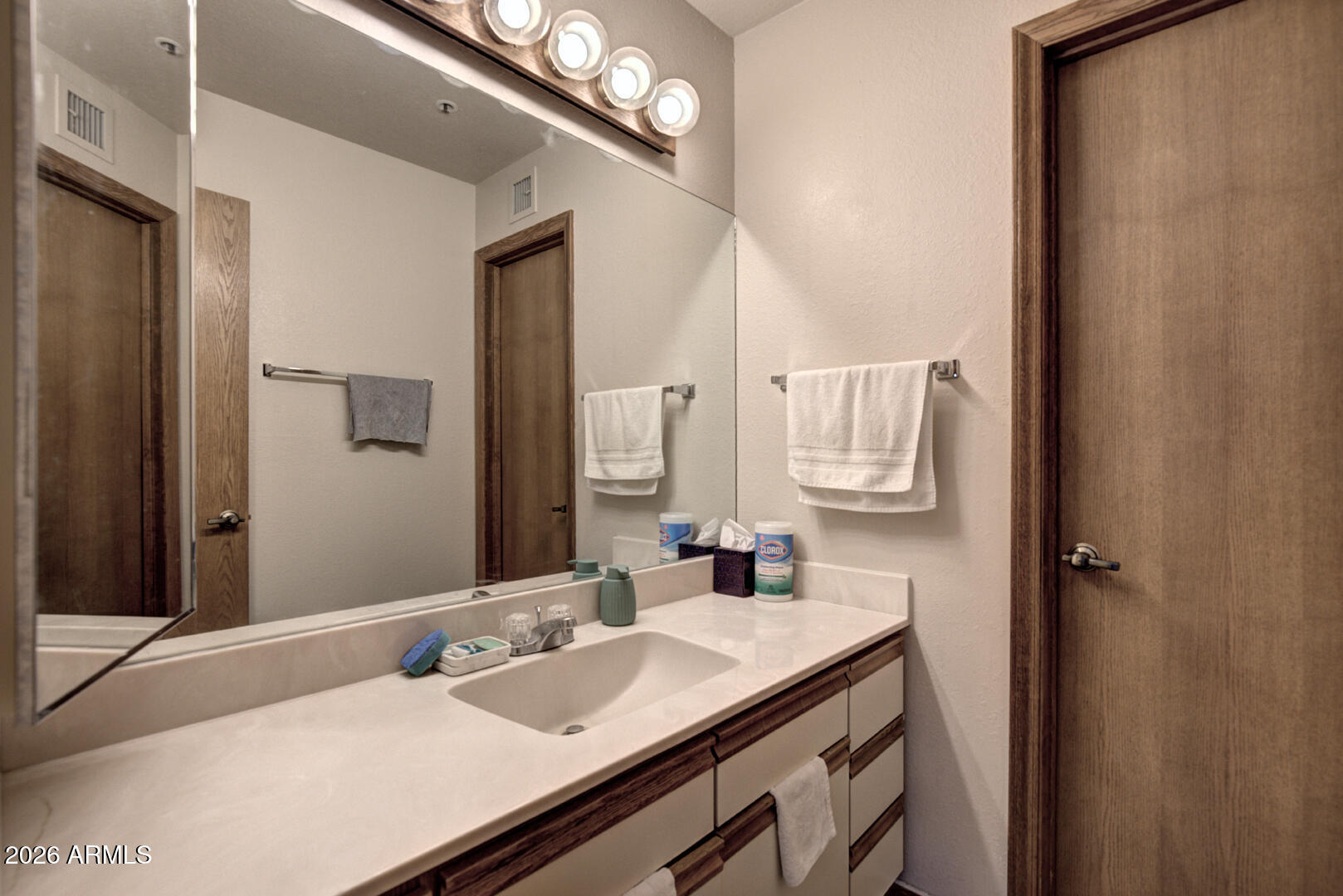 Four Seasons North - Residential