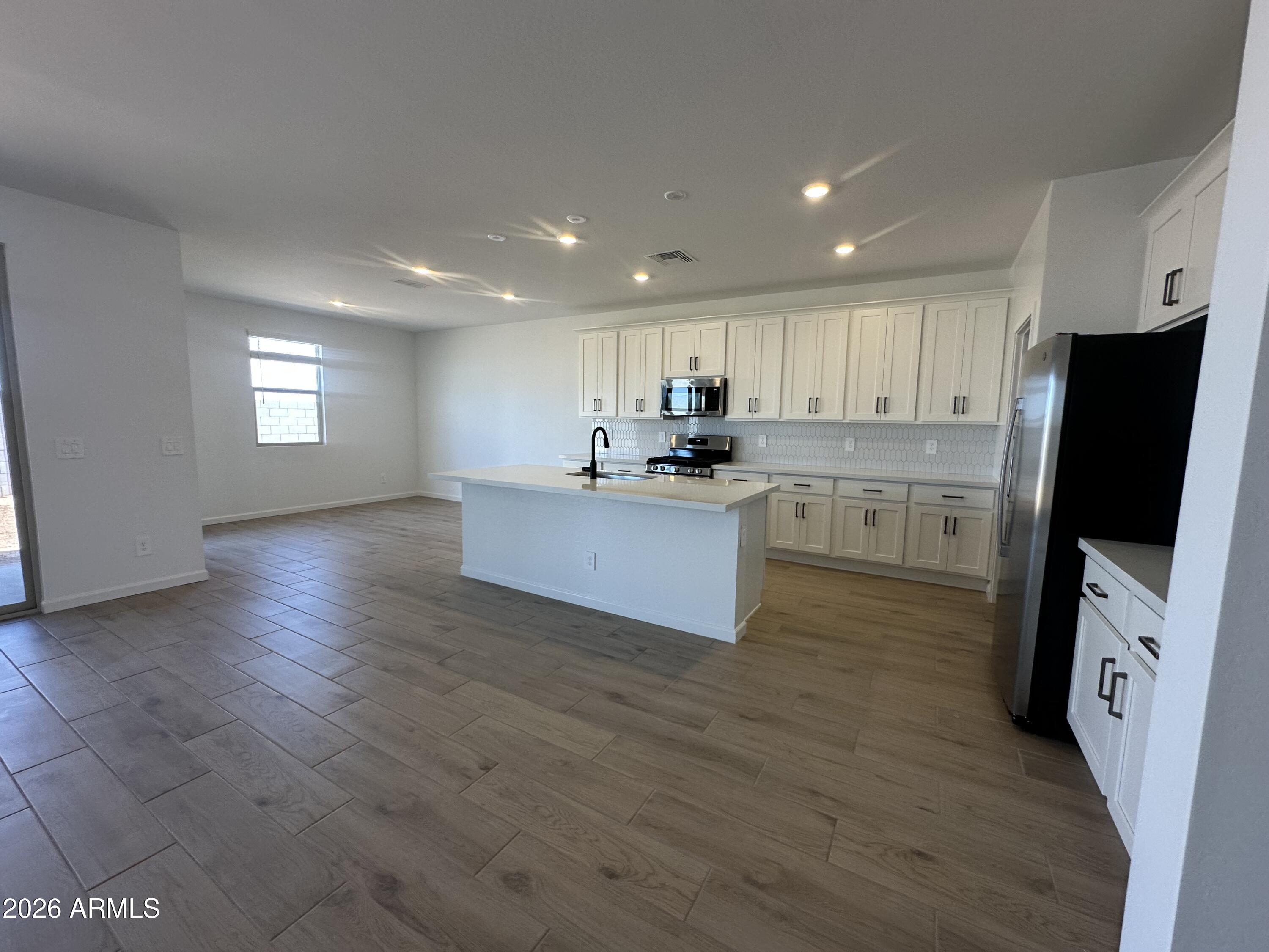 46992 W PECAN WOODS --