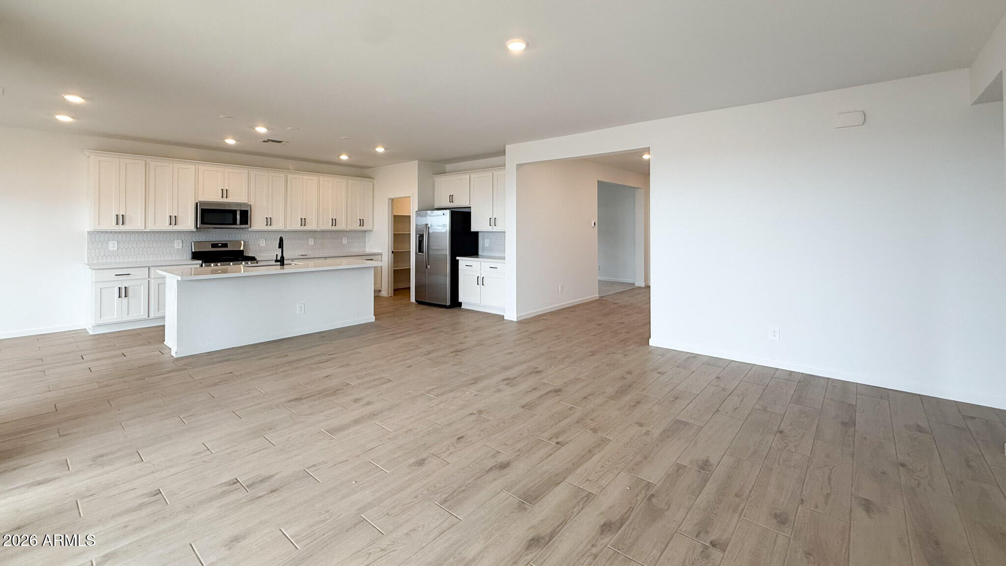 46992 W PECAN WOODS --