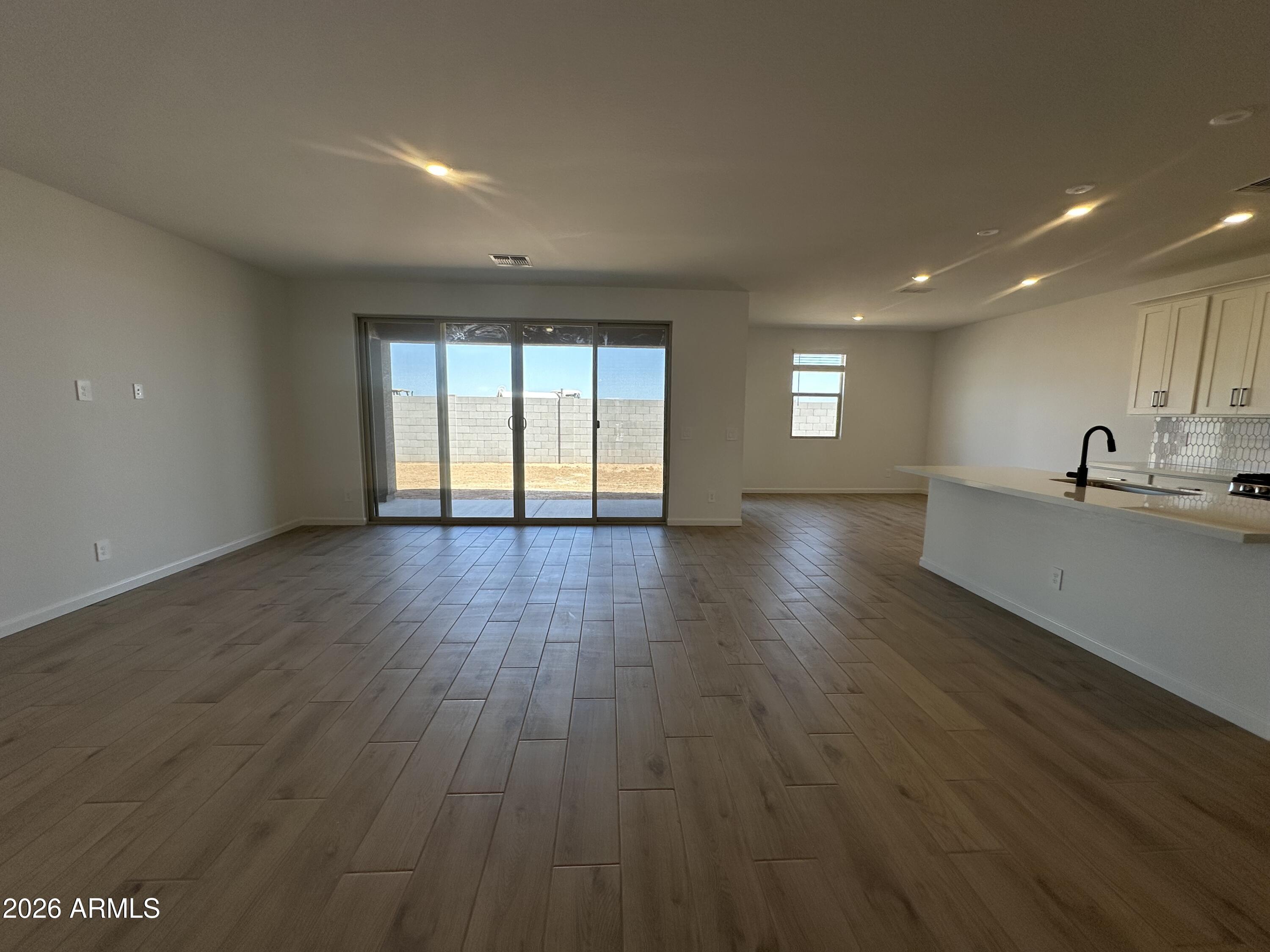 46992 W PECAN WOODS --
