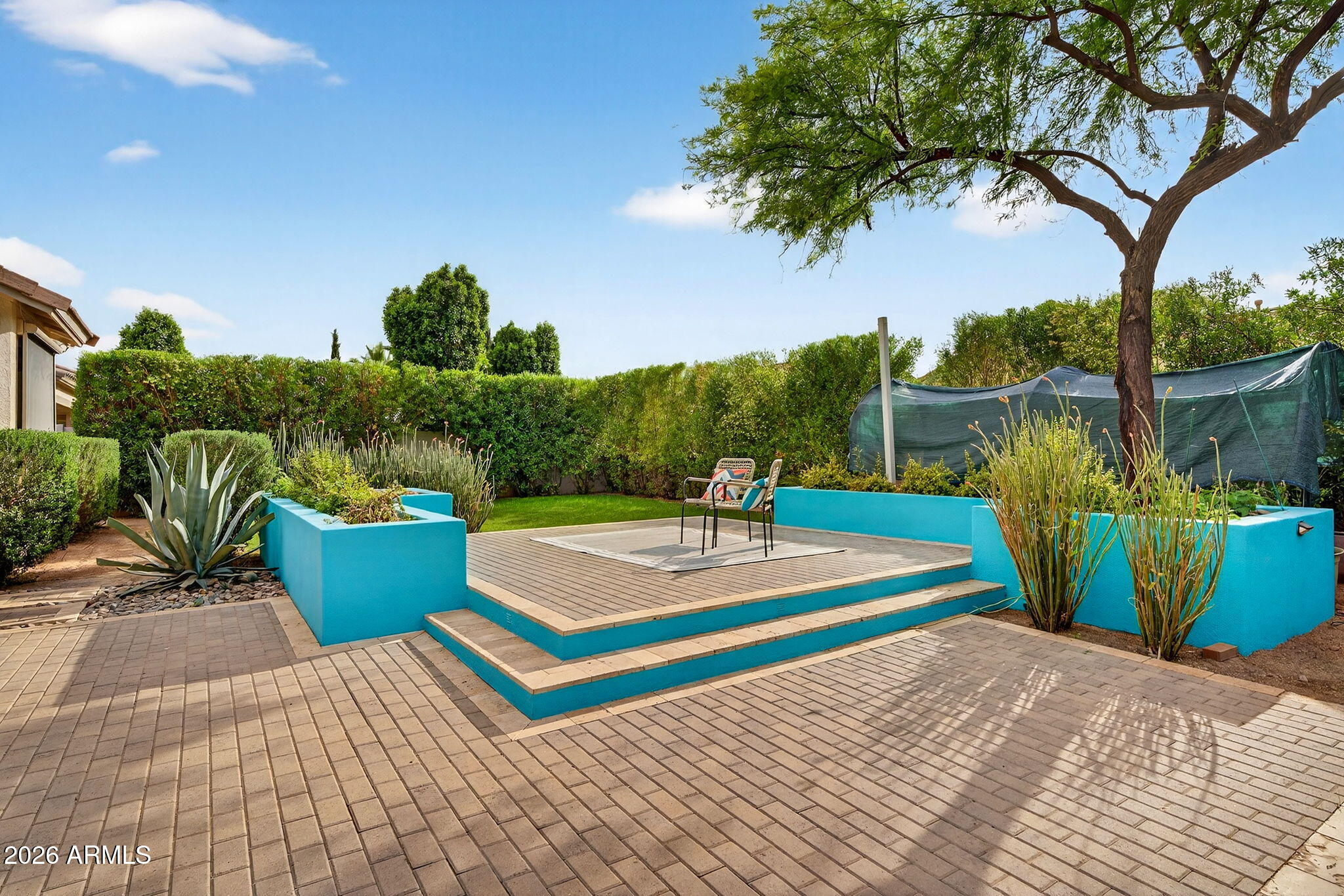 5182 S EMERALD Place