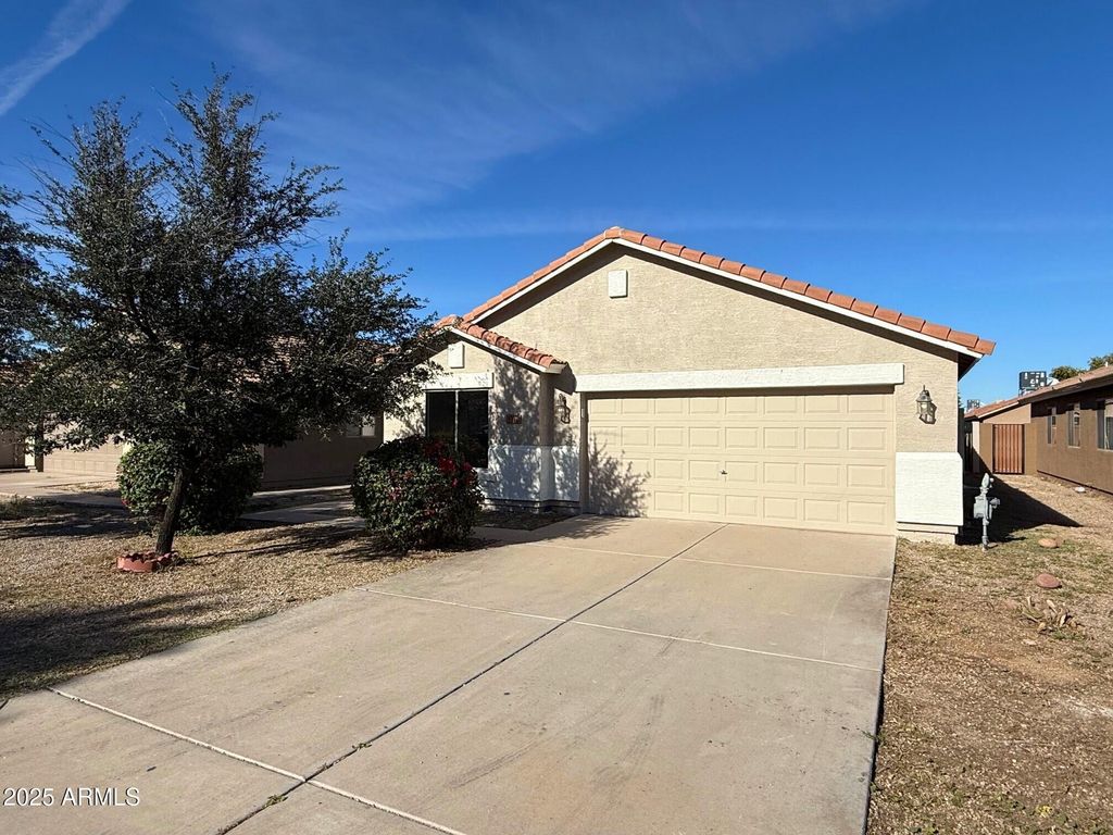 Photo of 1316 E Vernoa Street, San Tan Valley, AZ 85140 (MLS # 6953527)